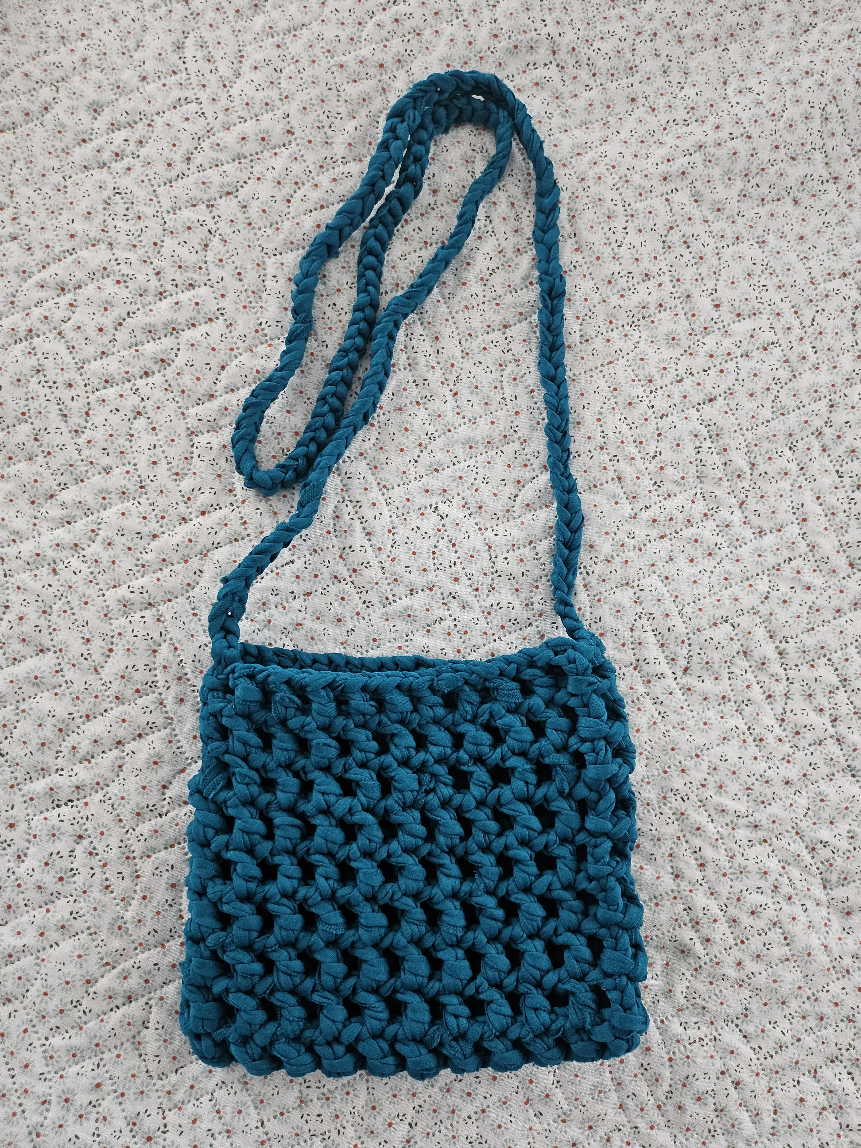 Mini Mavi Çapraz Çanta Şık ve Pratik