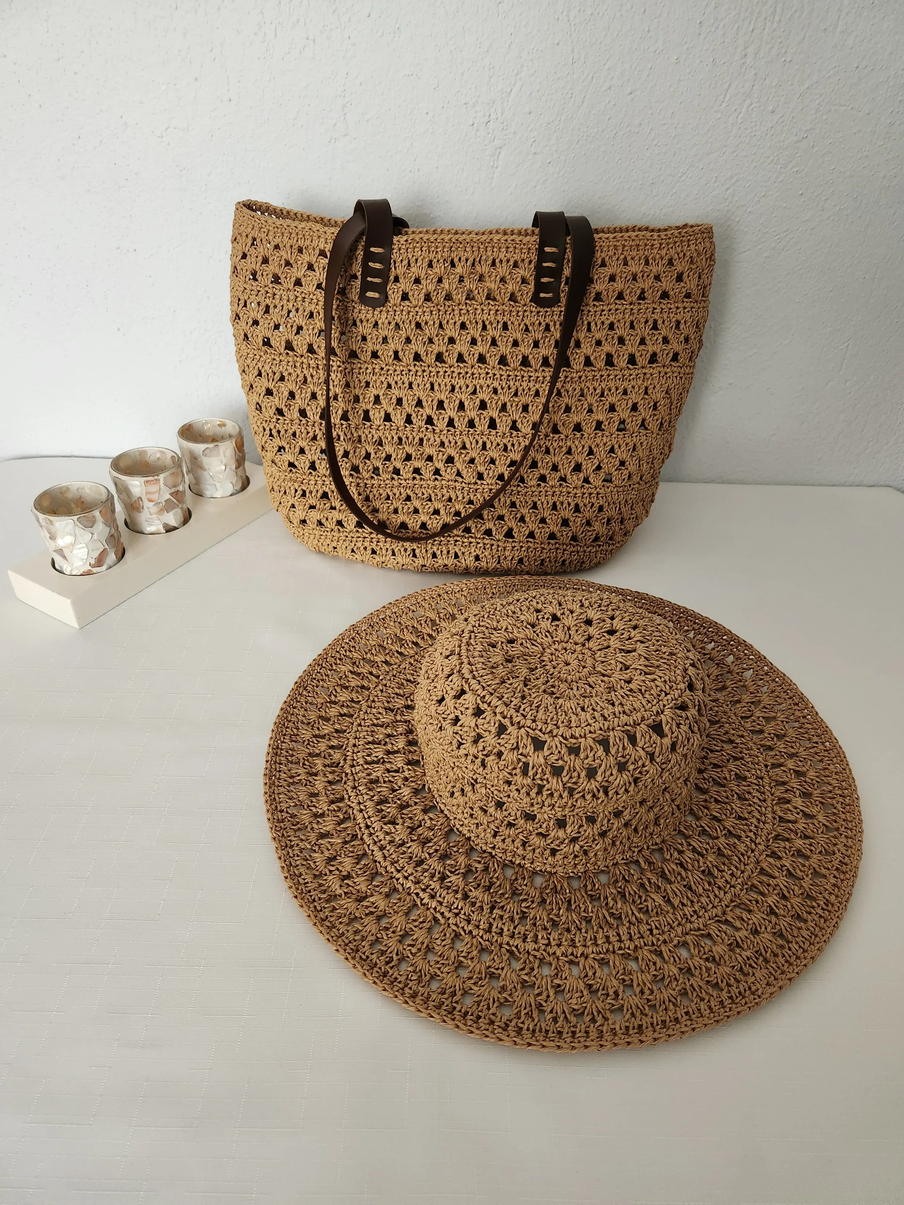 Mango Model, Straw, Women's Bag and Hat