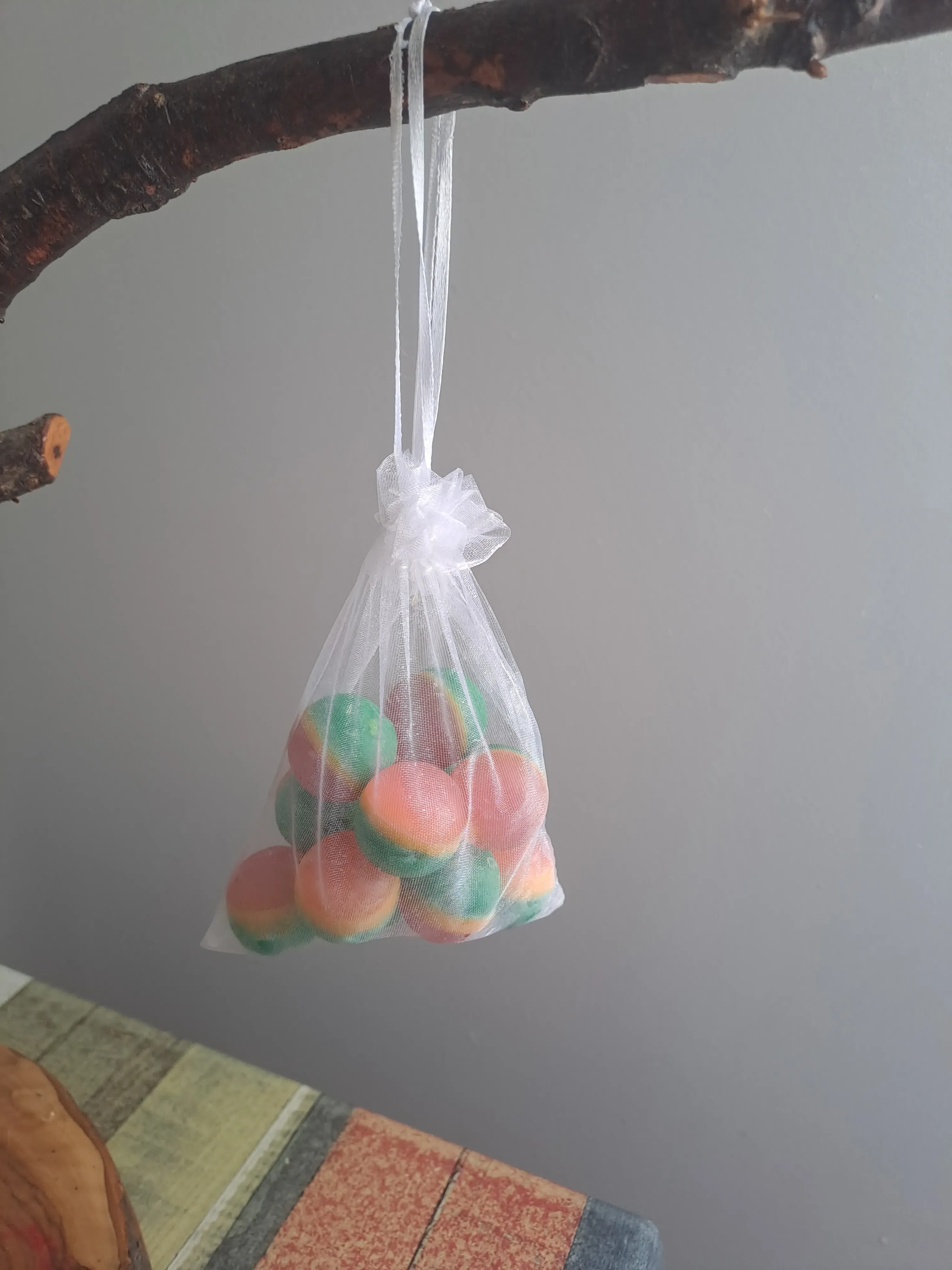 Karışık Meyve Kokulu Kese İçi Top Sabunlar