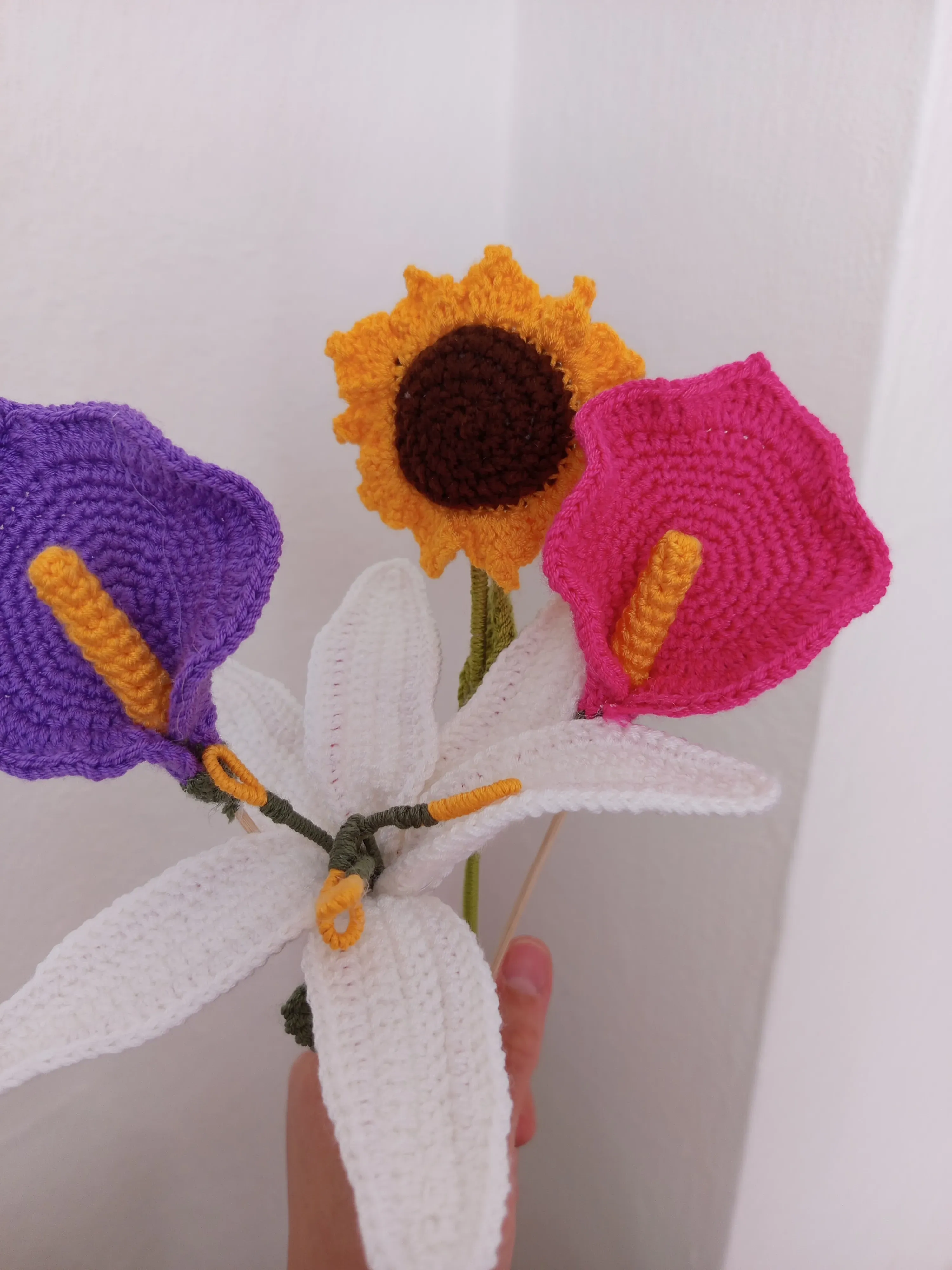 Örgü Zambak, Ayçiçeği ve Kala Çiçeği Buketi - El Emeği Oyuncak