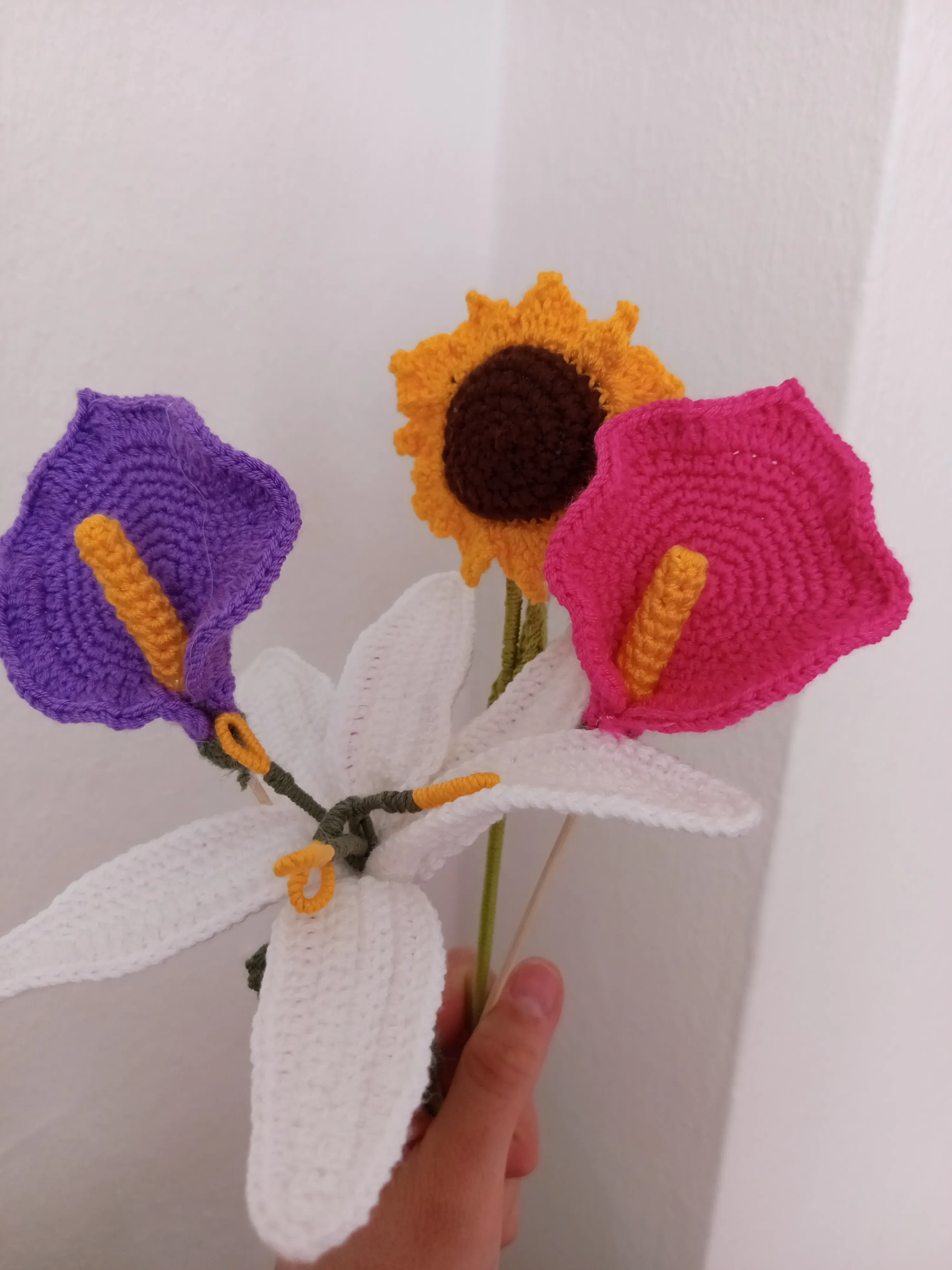 Örgü Zambak, Ayçiçeği ve Kala Çiçeği Buketi - El Emeği Oyuncak