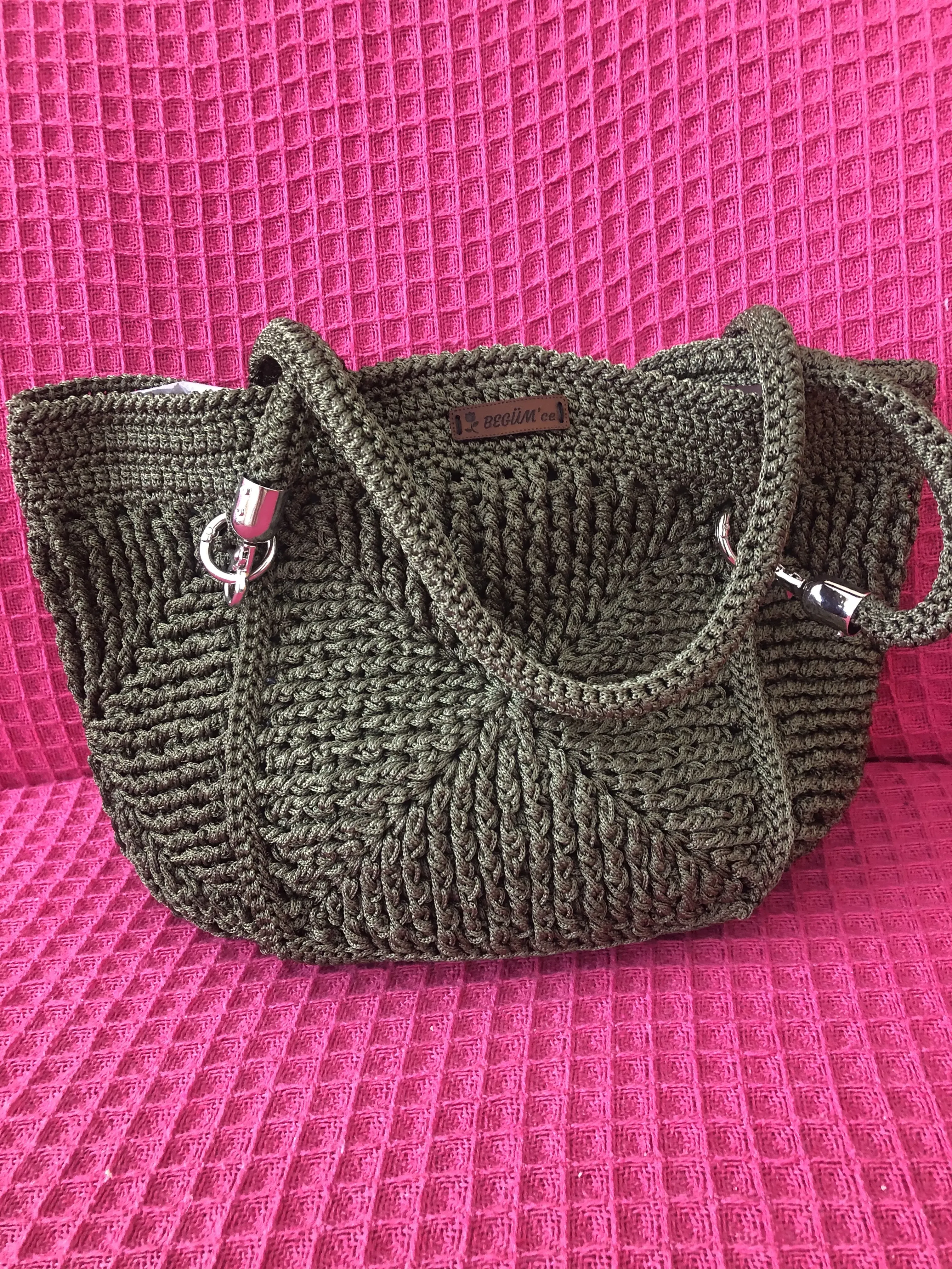 Polyester Makrome İpi ile Yapılmış El Emeği Çanta ve Cüzdan Takımı