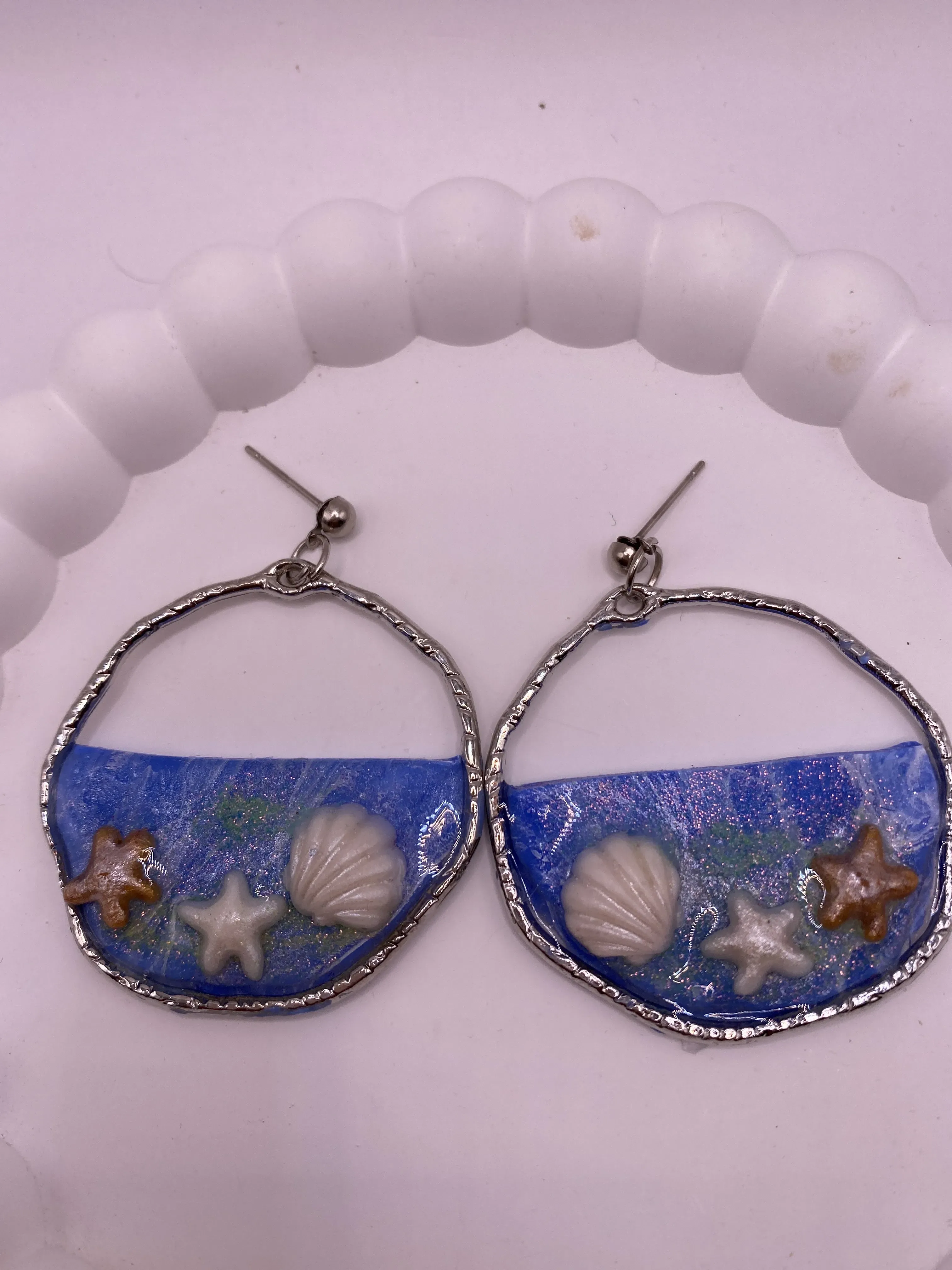 Handmade Seashell and Starfish Blue Resin Earrings - Breezes from the Sea