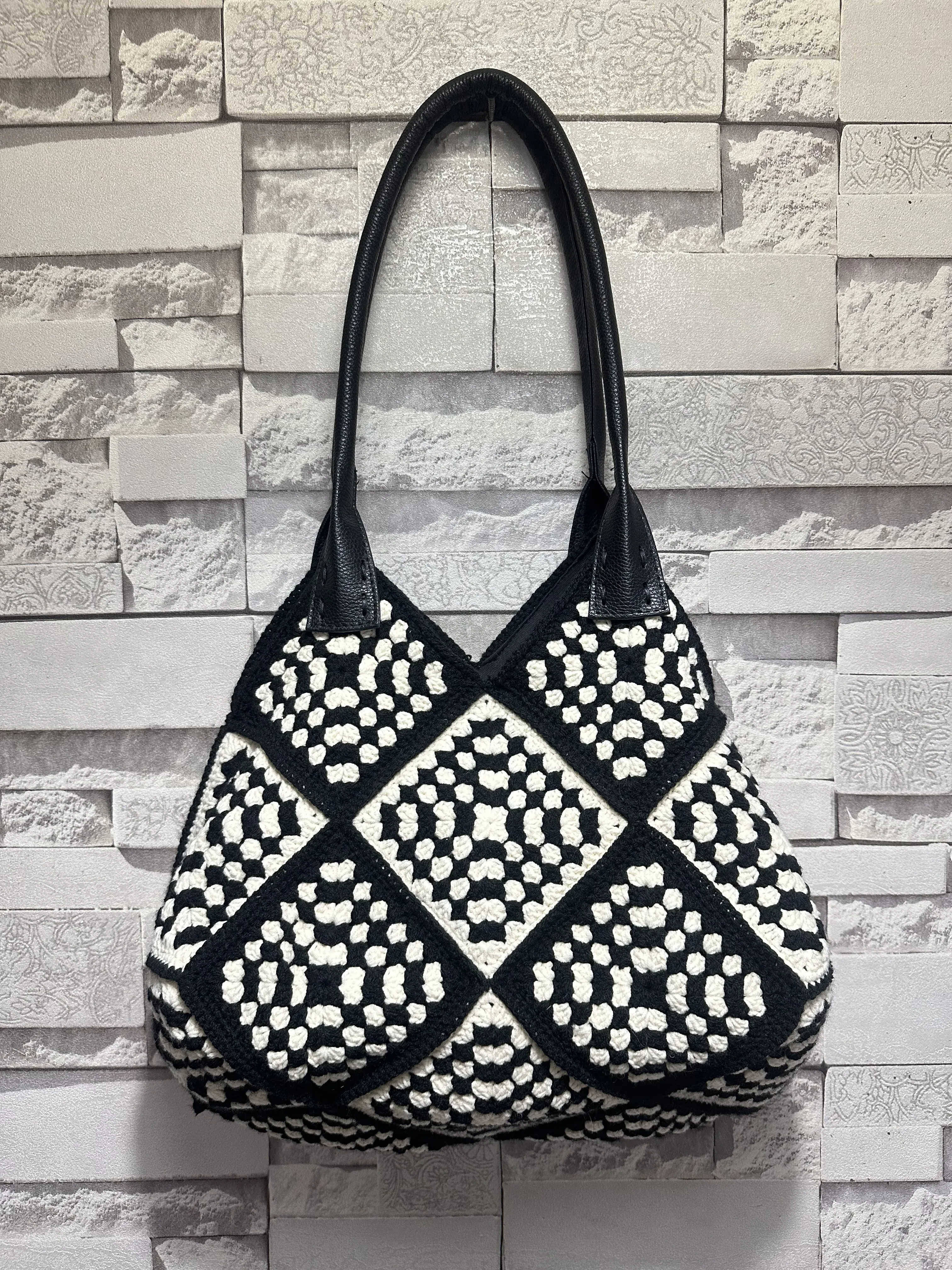 Black and White Square Patterned Hand Knit Lined Shoulder Bag (40x25cm)
