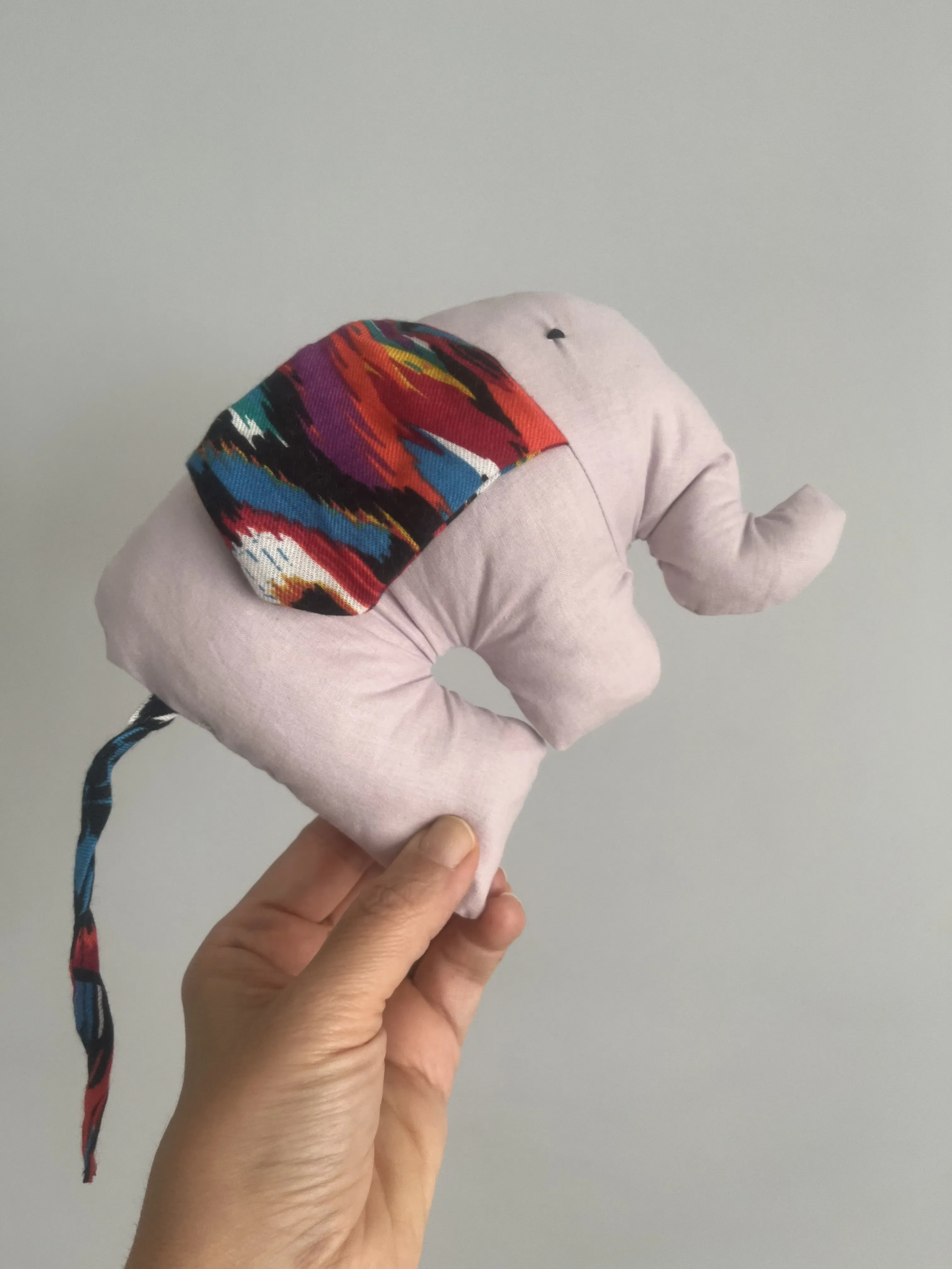 Pembe Oyuncak Fil - Pamuklu Kumaş ve Boncuk Elyaf Dolgulu