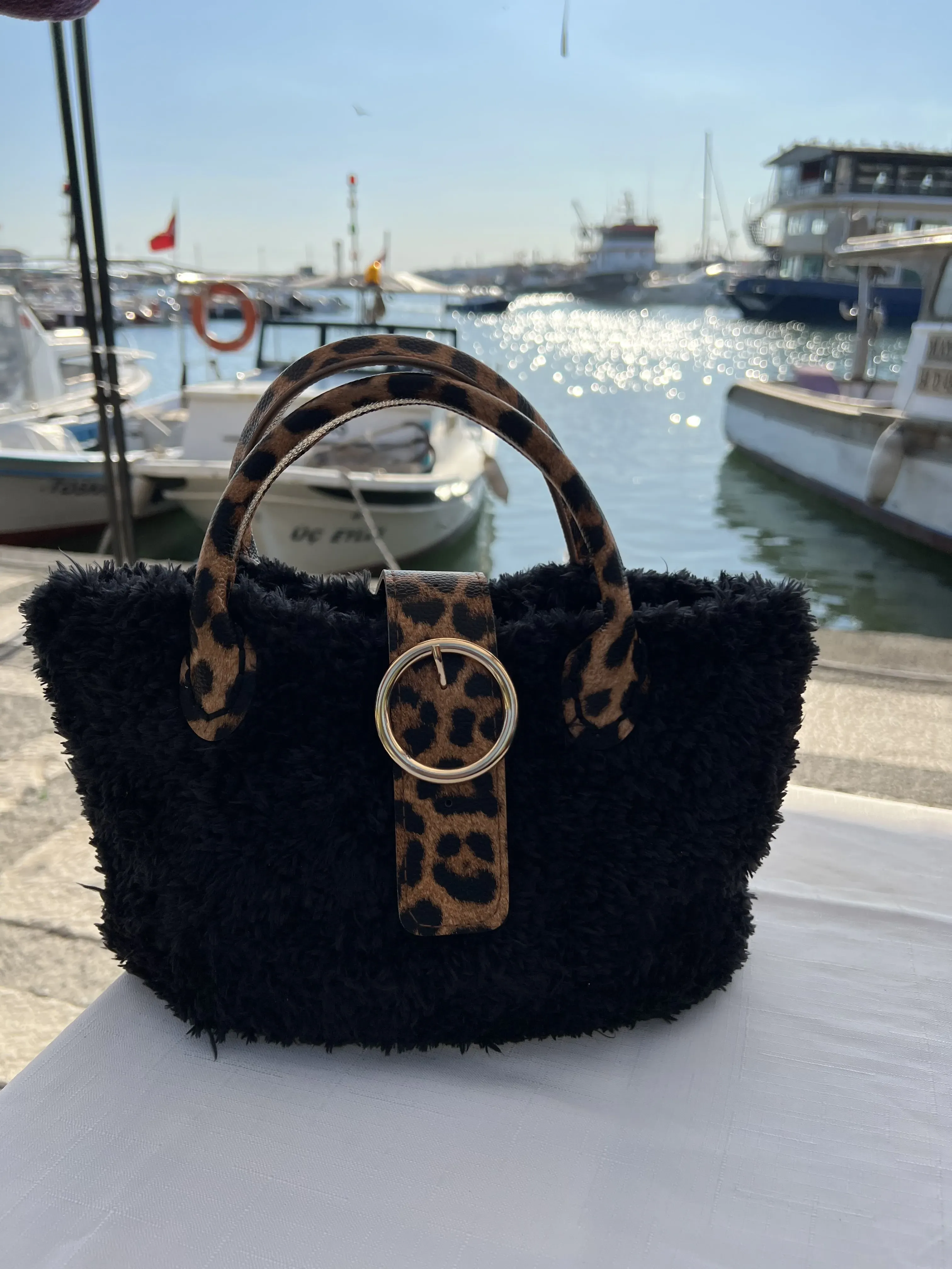Black Plush Shoulder Bag - Leopard Pattern Detailed and Lined