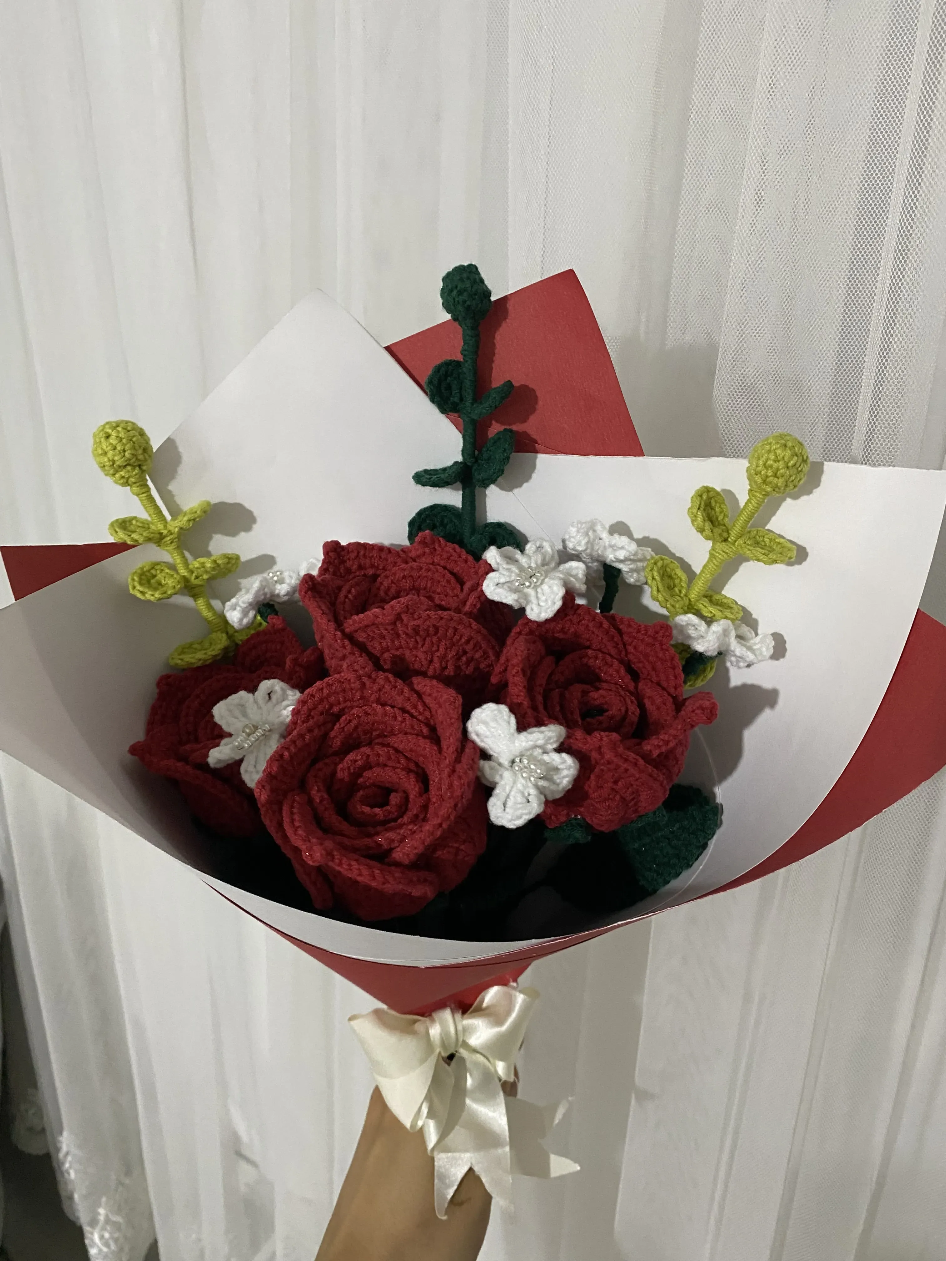 Crochet Red Rose Bouquet - Handmade Decorative Flower Arrangement