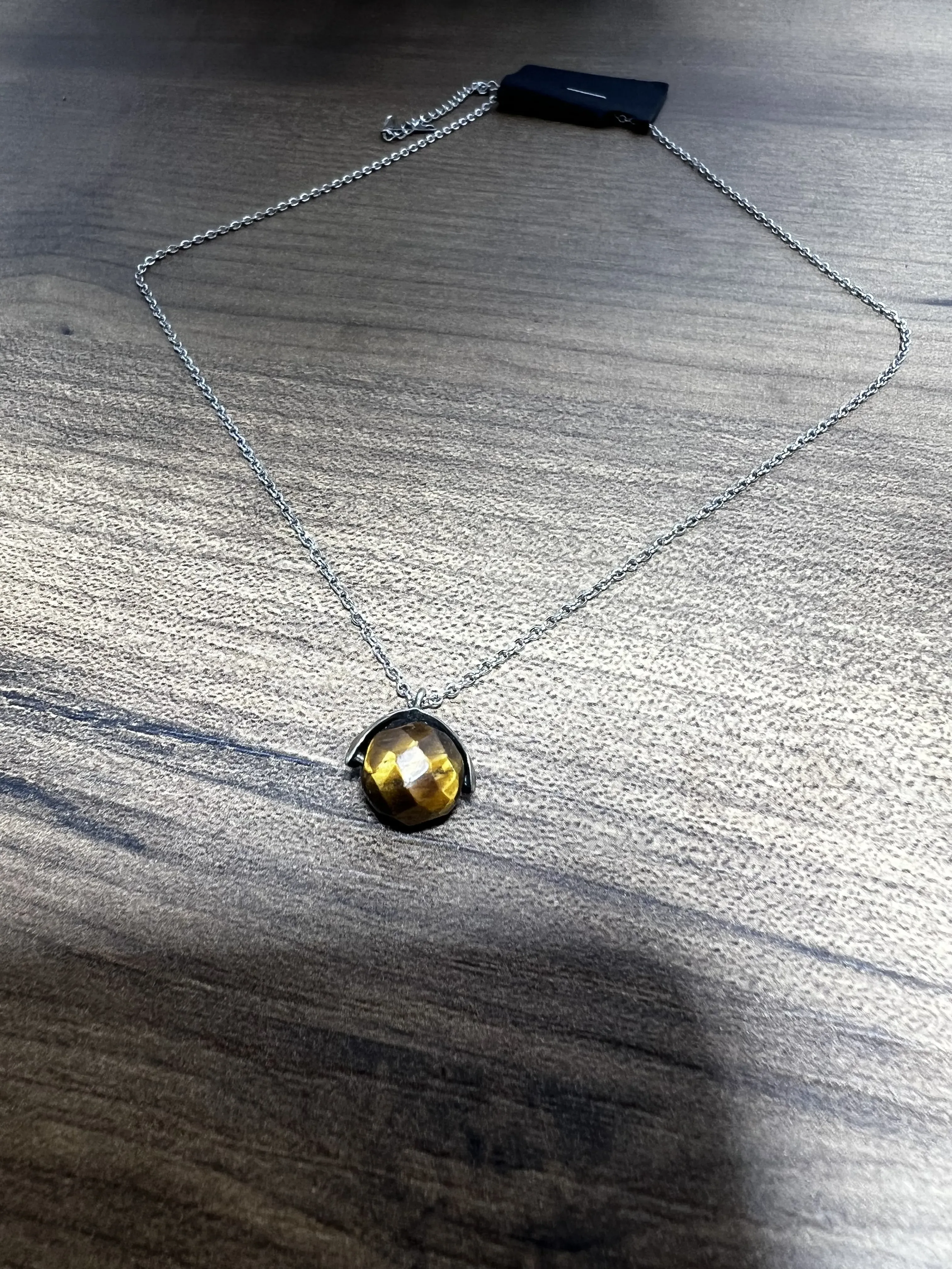 Yuvarlak Faset Kesim Kaplangözü Doğal Taş Gümüş Renk Zincirli Kolye