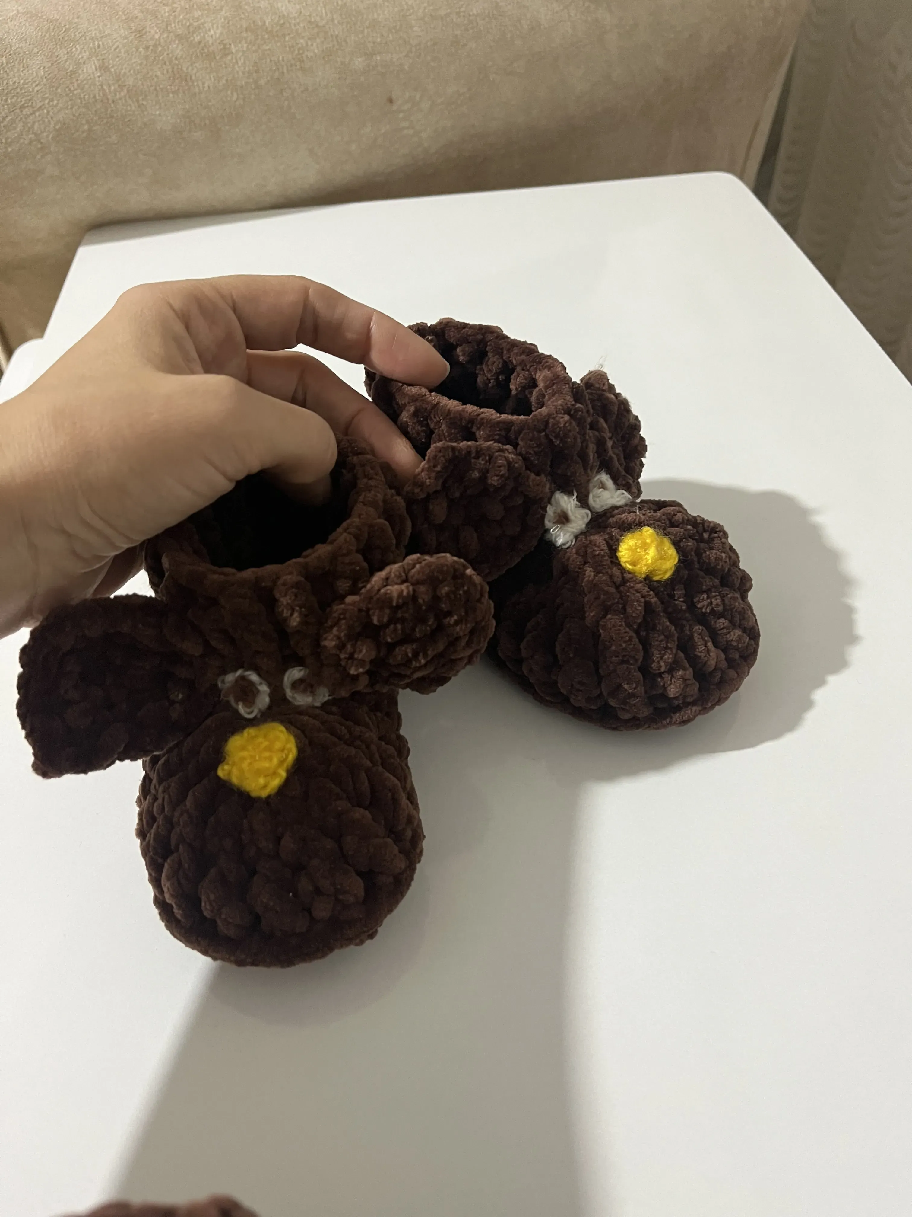 Kahverengi Örgü Bebek Panduf - 6-12 Ay Arası - El Emeği