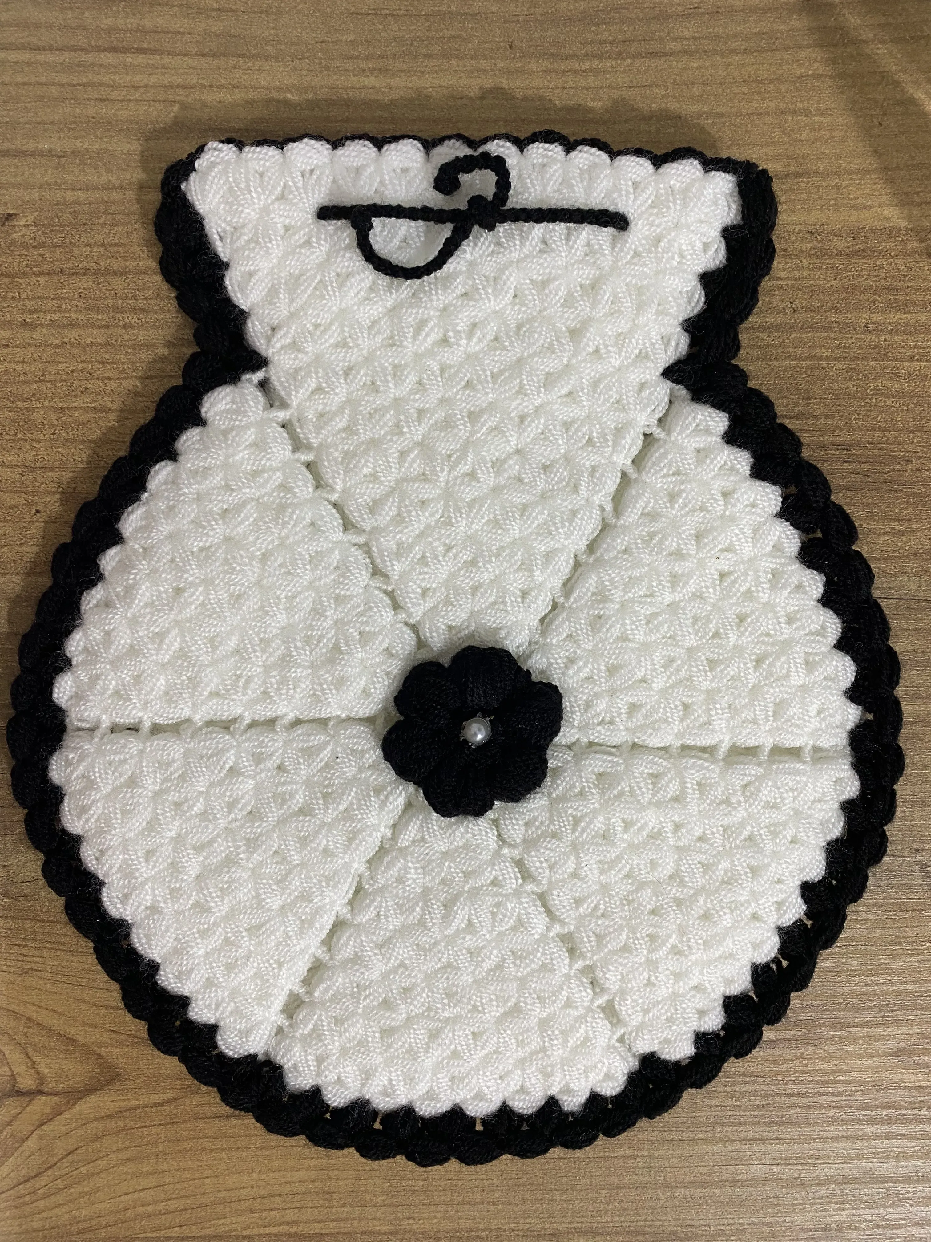 🤵 %100 Pamuk İpliği Damat Banyo Lifi | Beyaz Siyah Elbise Formunda El Örgüsü