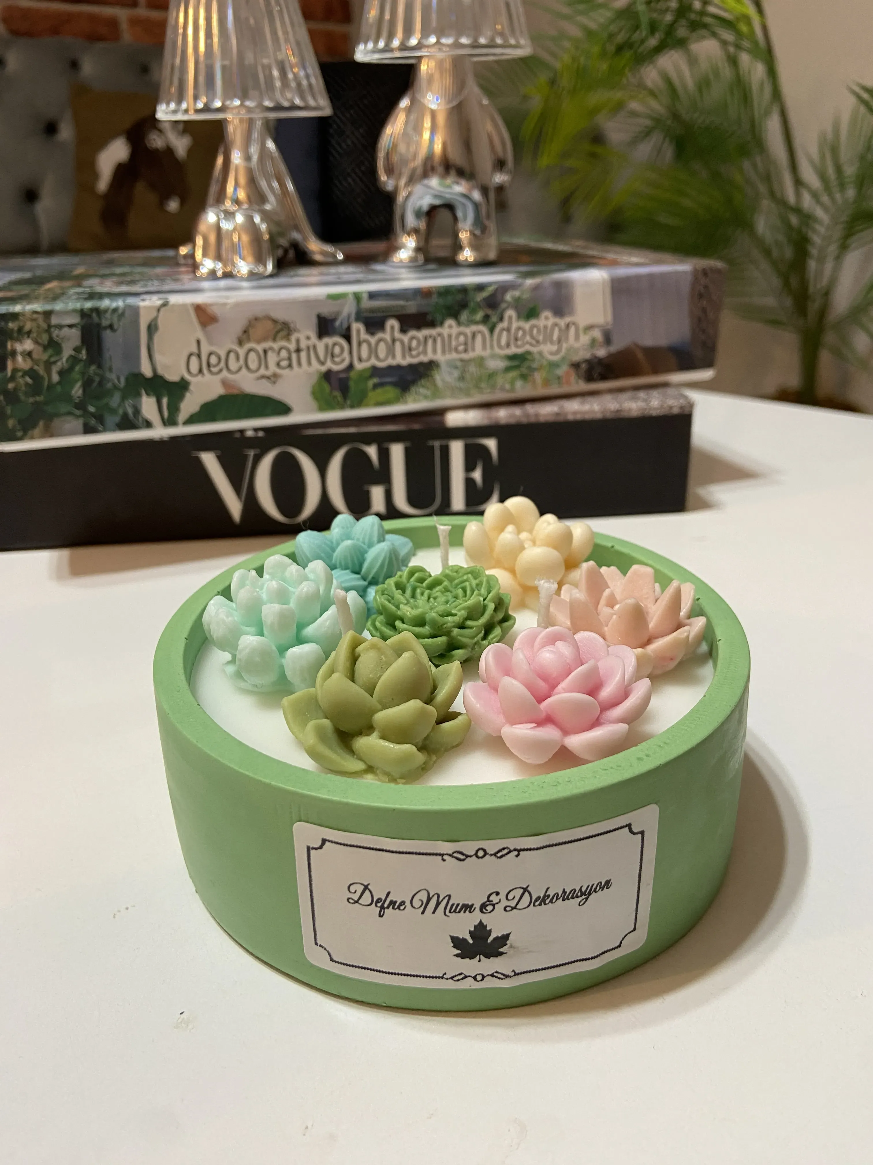 Yeşil Kâse İçinde Sukulent Bahçesi Tasarımlı Dekoratif Mum