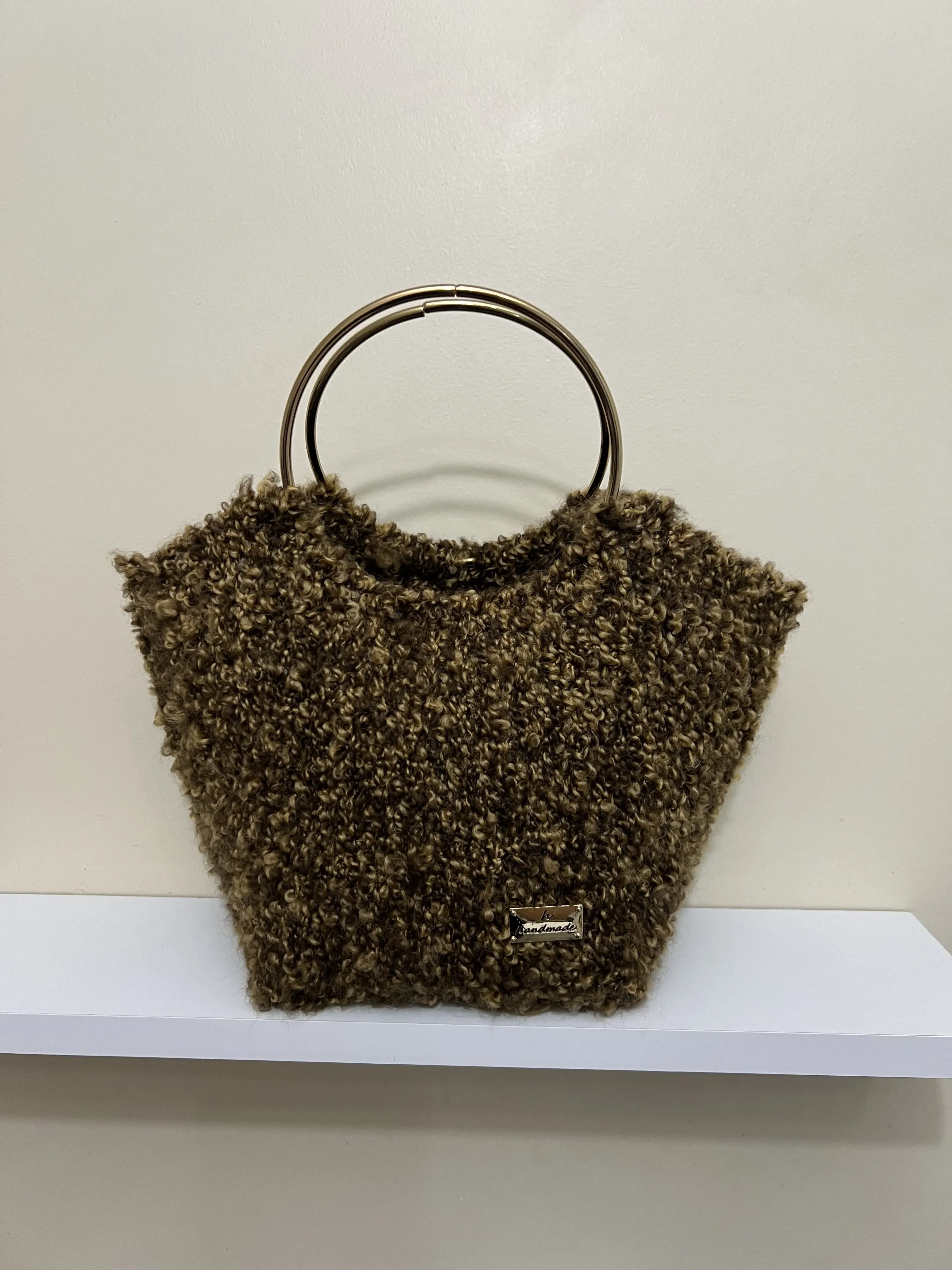 Kahverengi Bukle Örgü Çanta - Metal Saplı, Yıldız Detaylı - El Örgüsü