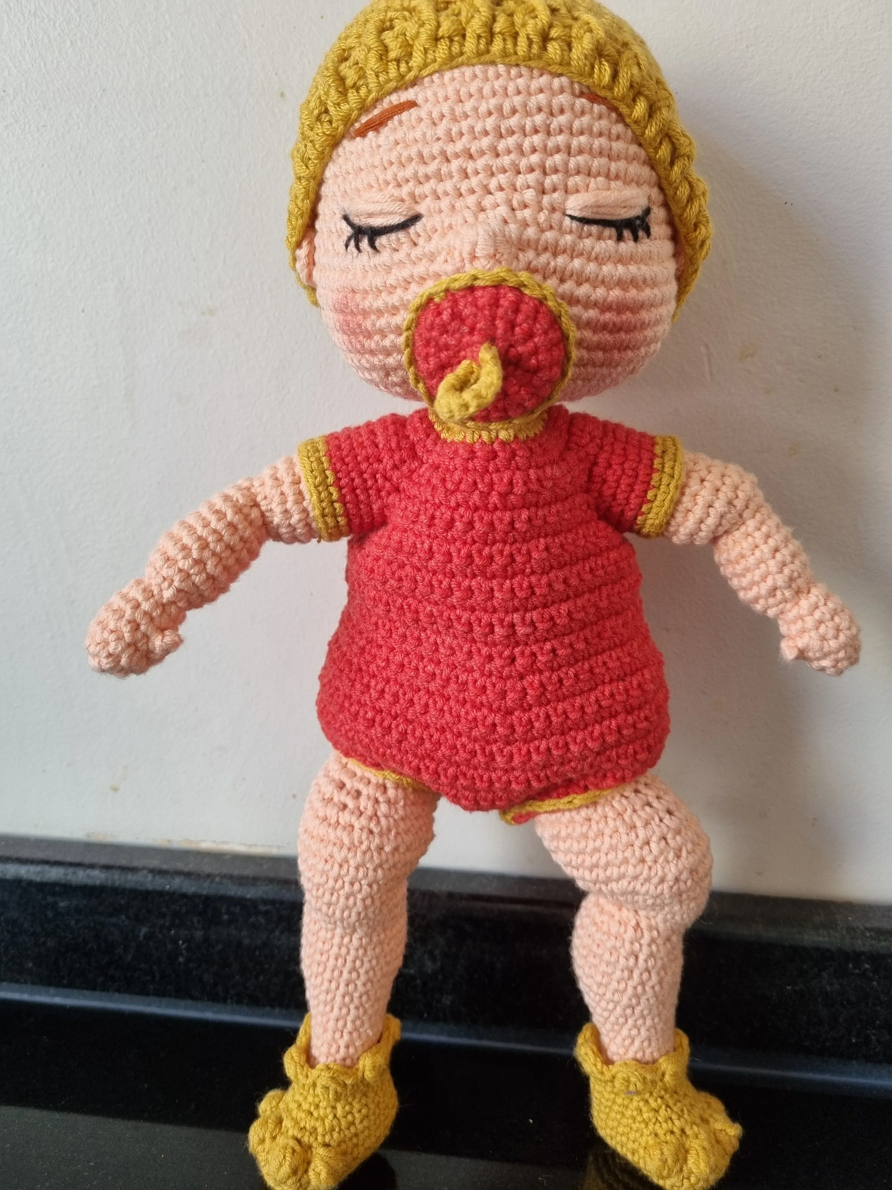 32 cm Fonksiyonlu Amigurumi Oyuncak Bebek - Mıknatıslı Emzikli