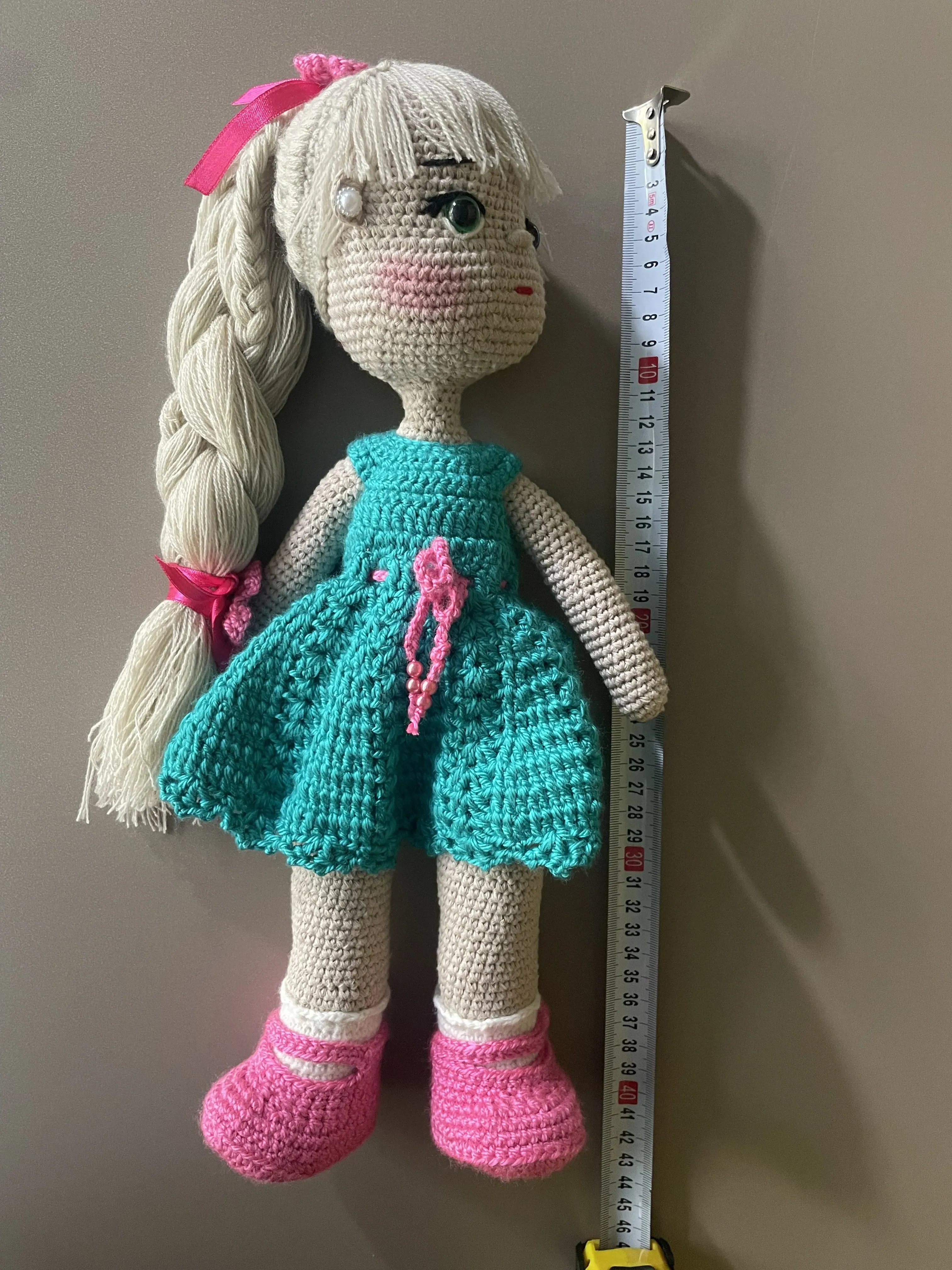 Sarışın Perçemli Amigurumi Bebek Oyuncak - El Örgüsü Bebek