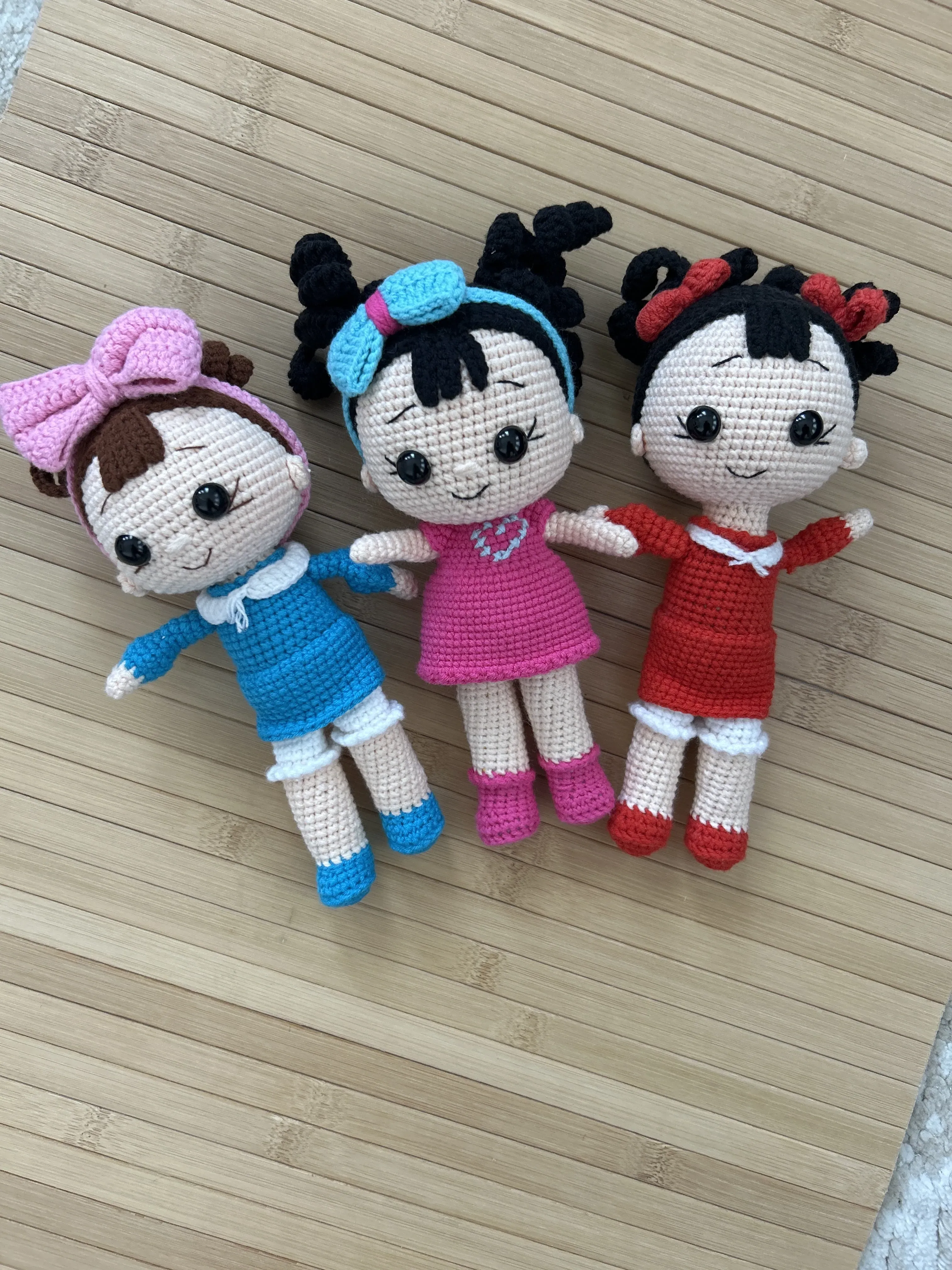 Renkli Örgü Bebek Oyuncakları - El Emeği Amigurumi Bebek Seti