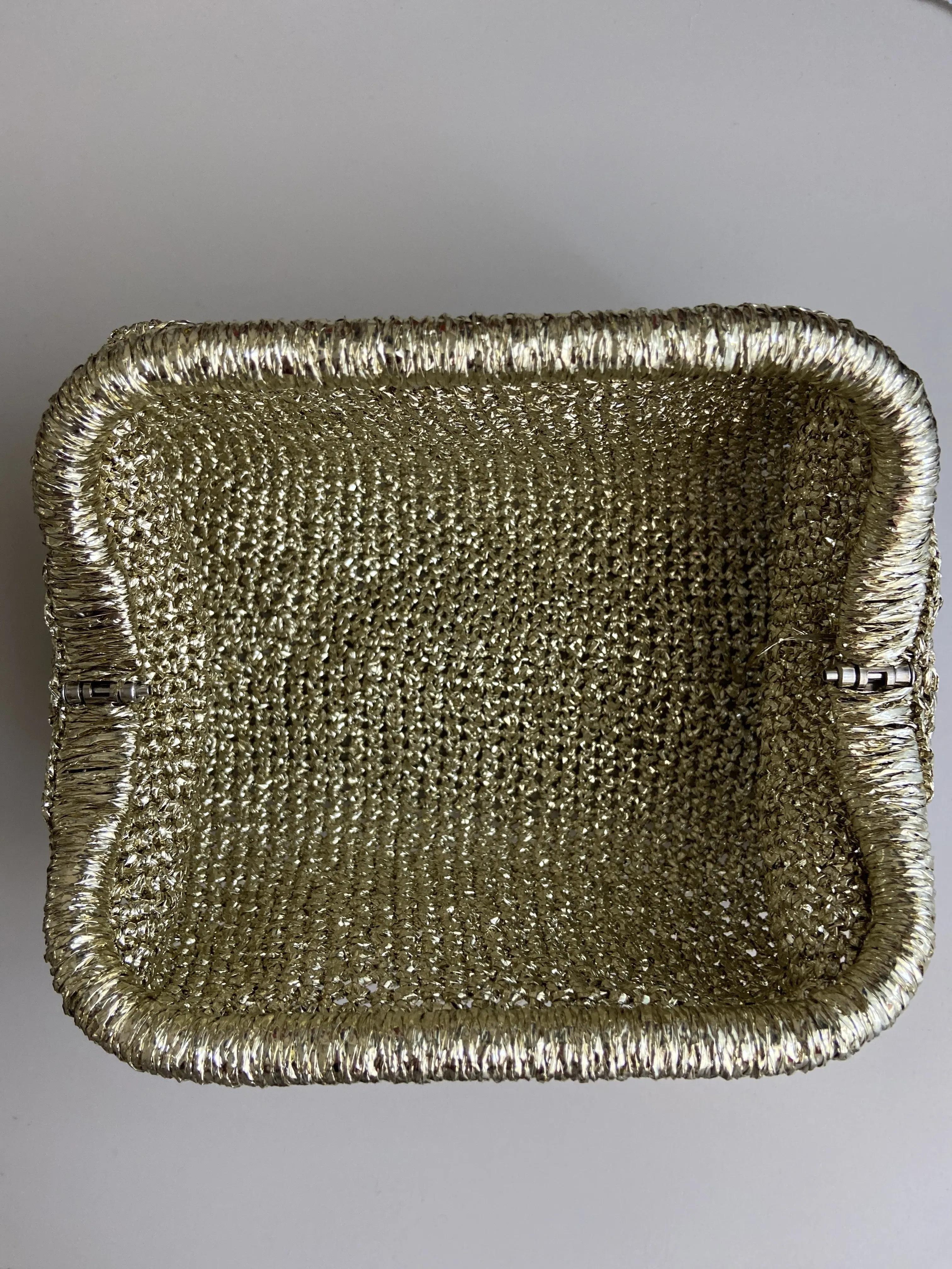 İris Simli Burslu El Çantası – El Yapımı Parlak Gece Çantası