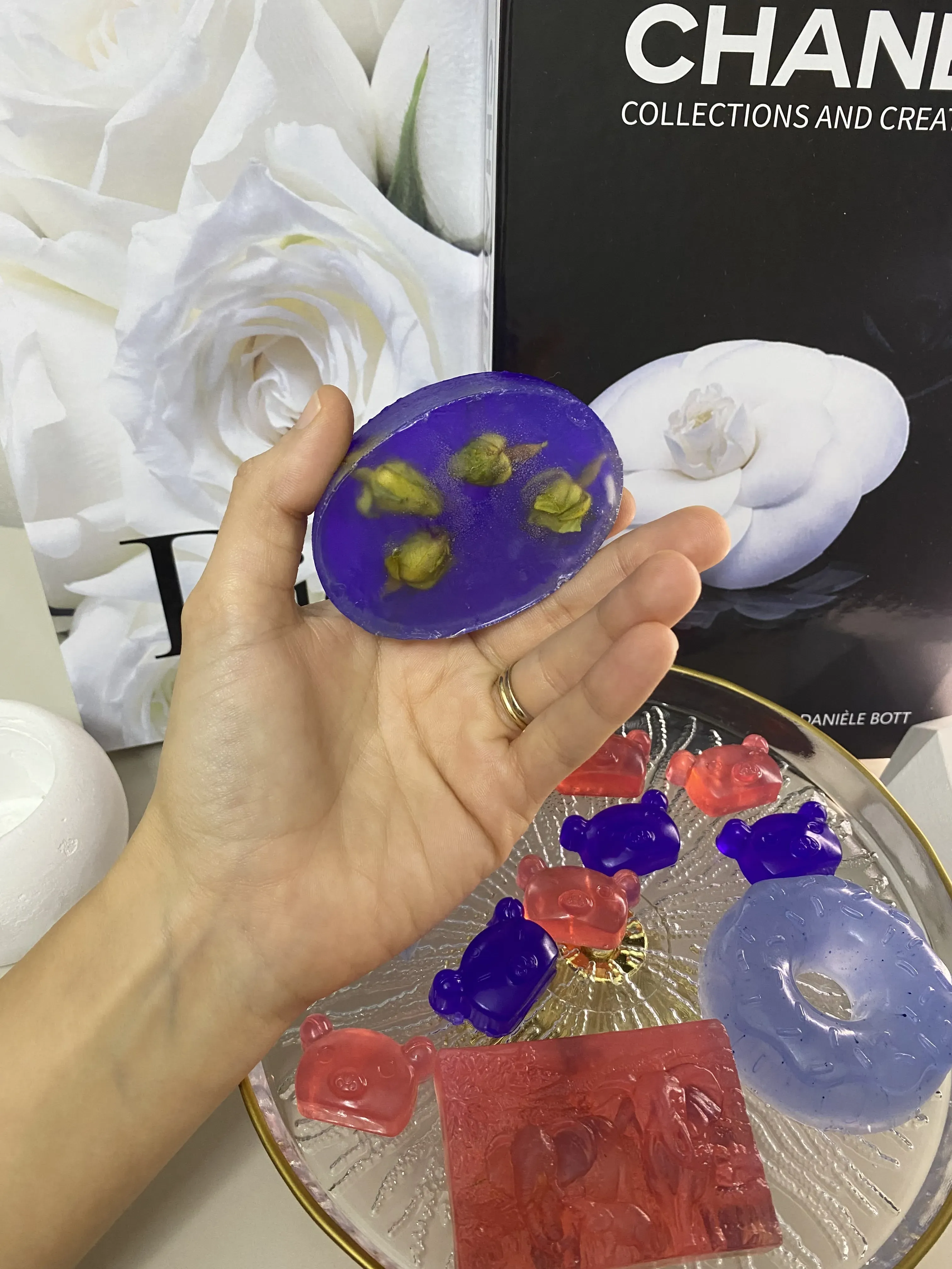 Violet Bloom Doğal Sabun – Mor Çiçek Özlü El Yapımı Sabun