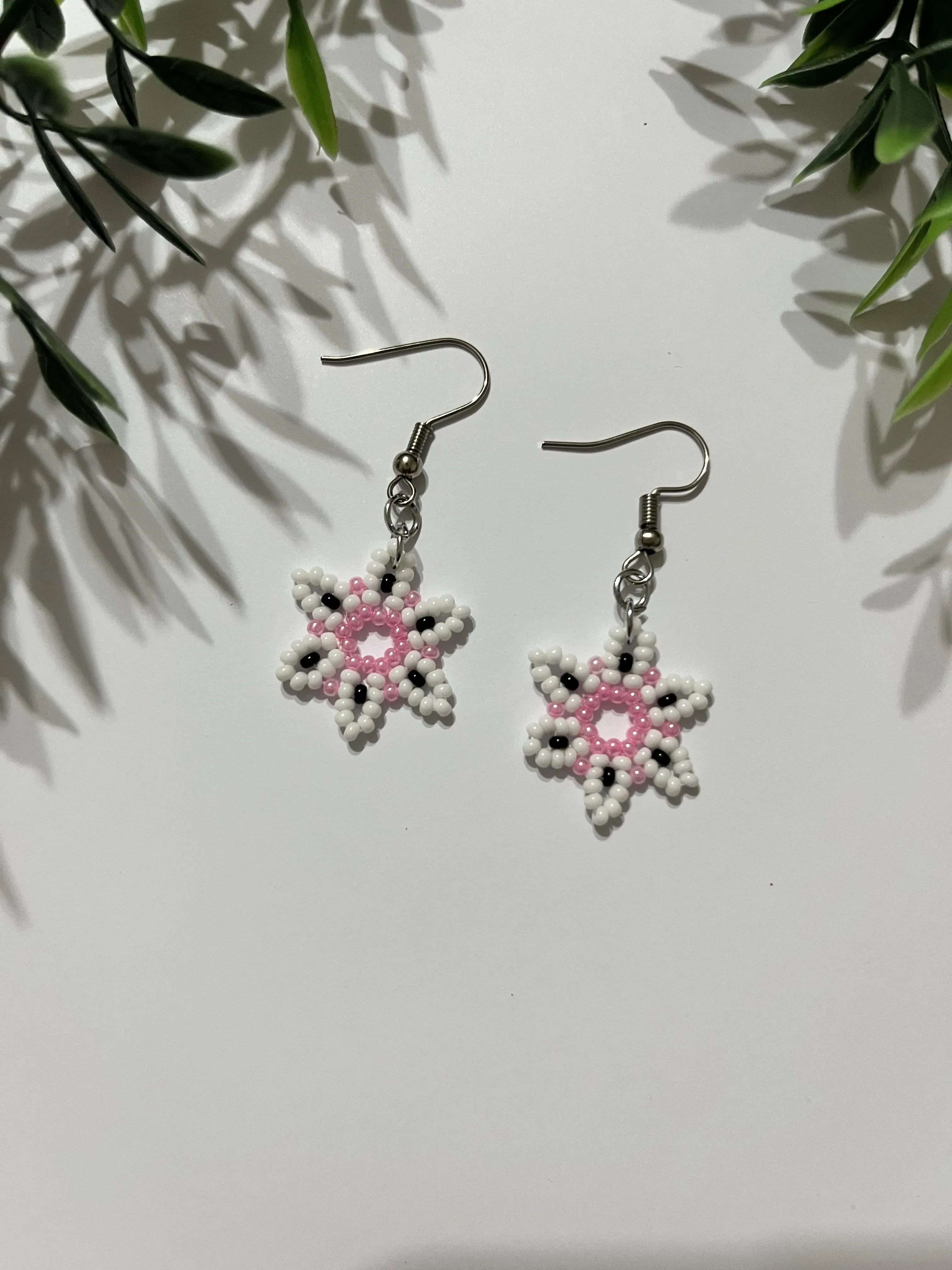 Pembe Kar Tanesi Boncuk Küpe