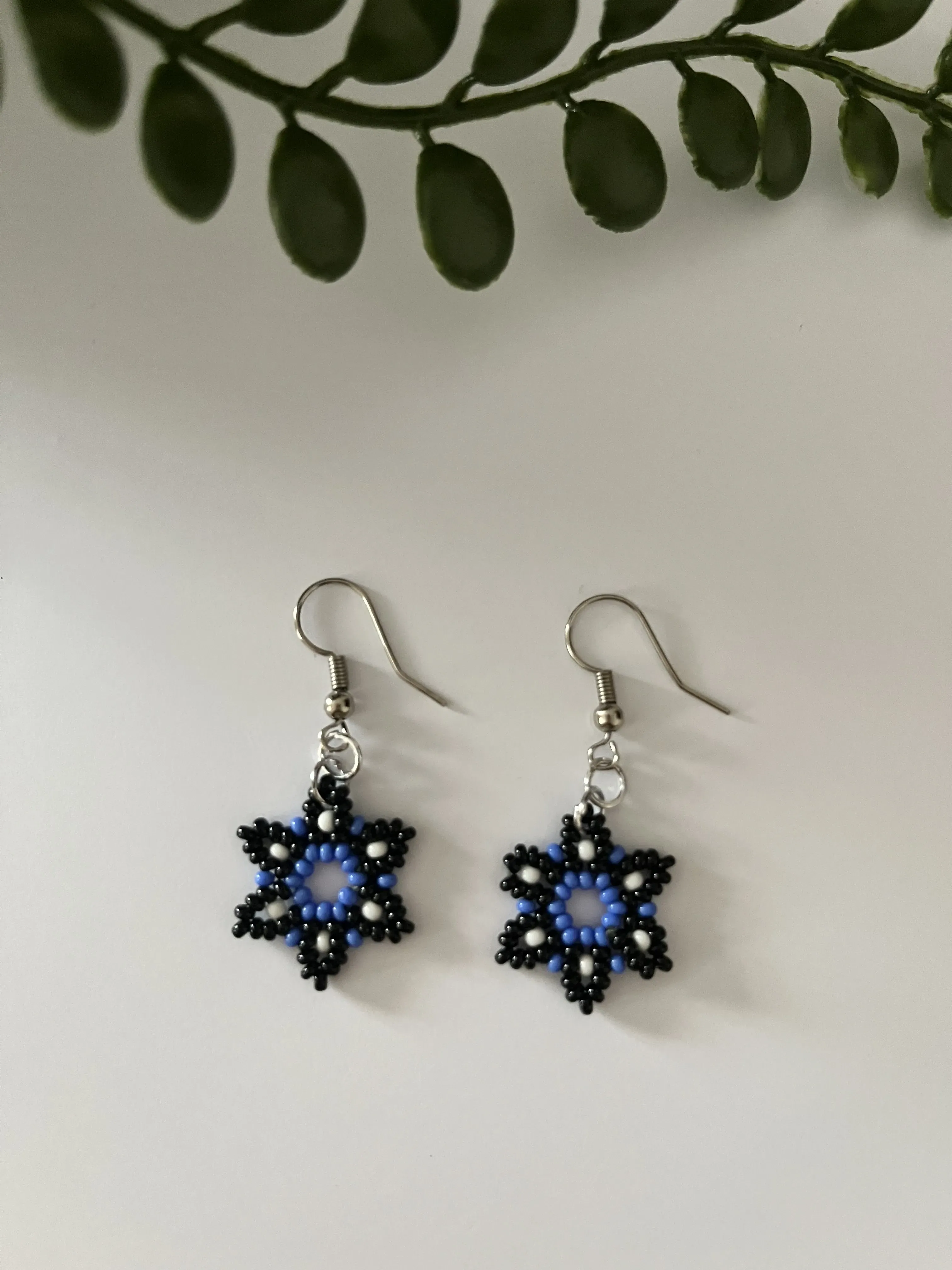 Miyuki Tarzı Minik Boncuklu Bohem Stil Kar Tanesi/Çiçek Küpe