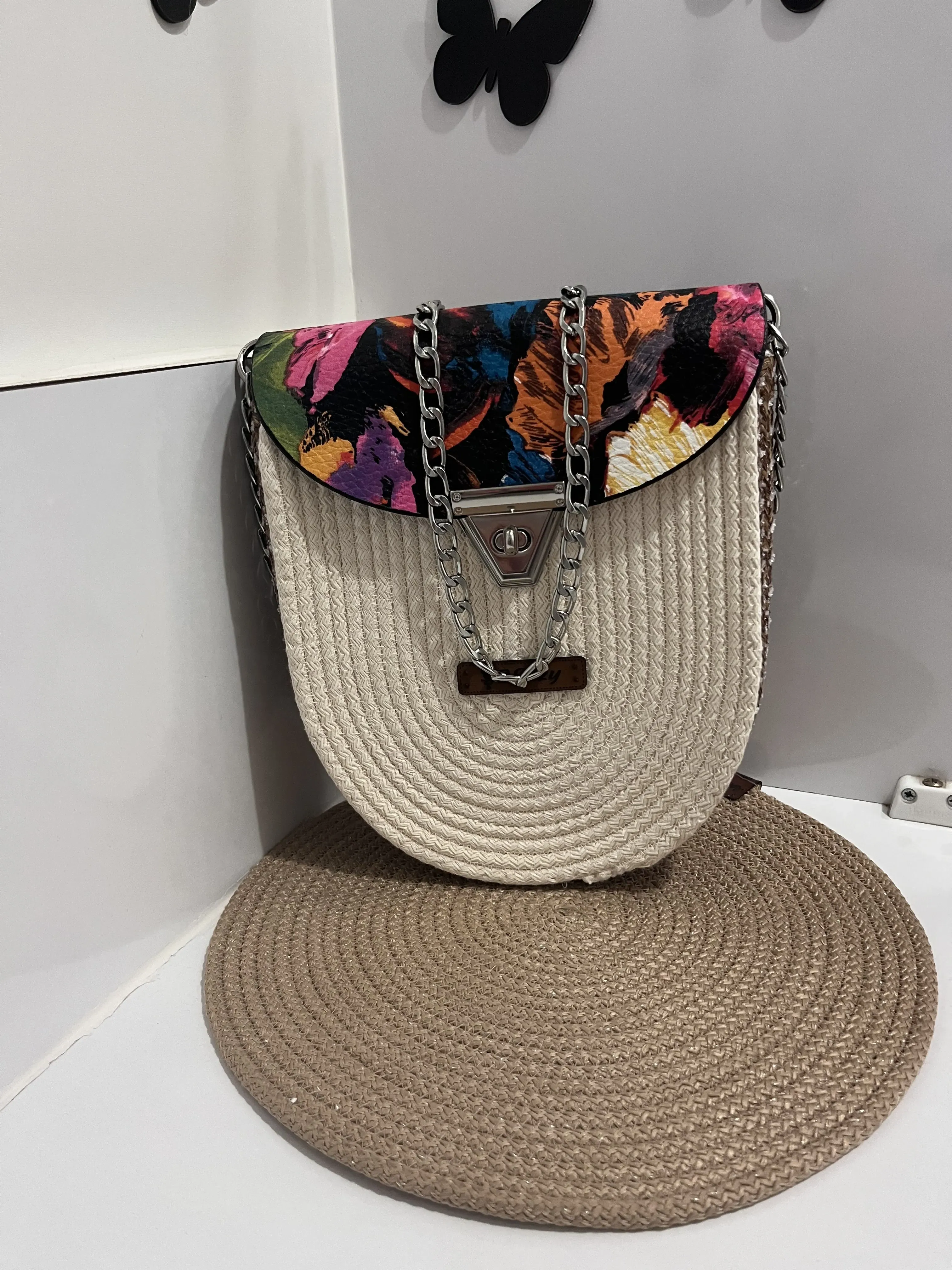 Tress İple İşlenmiş Şık Zincir Askılı Çanta