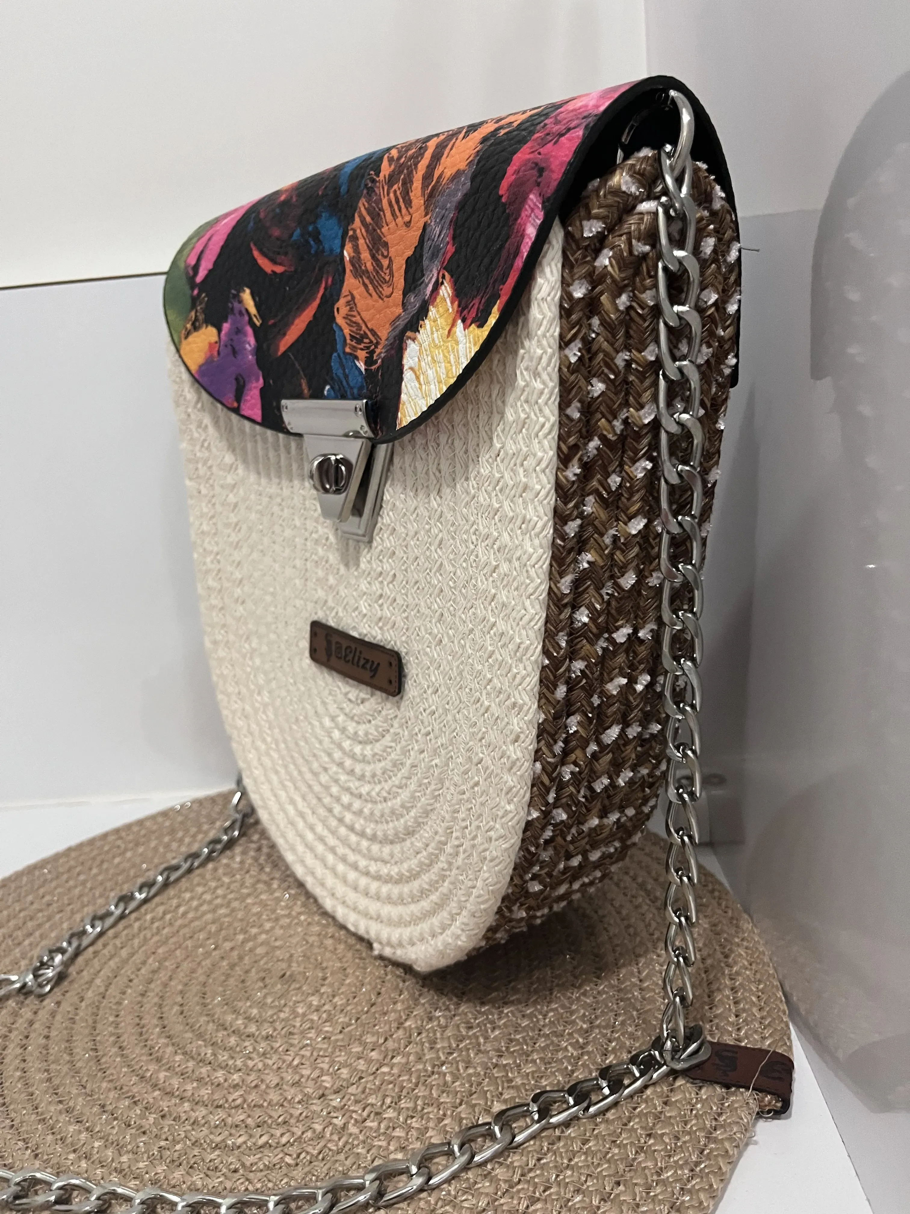 Tress İple İşlenmiş Şık Zincir Askılı Çanta