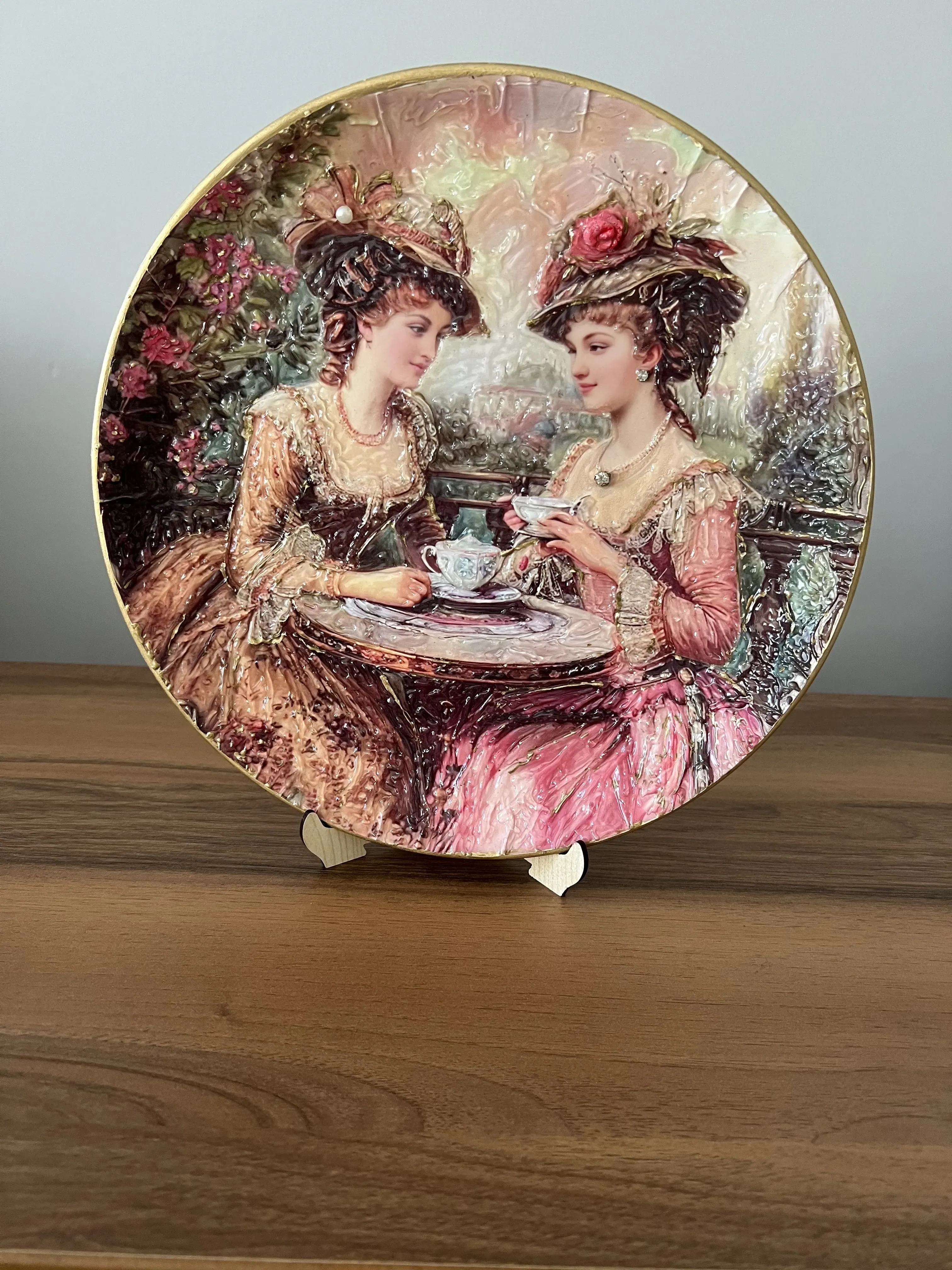 Duvar ve Masa Üstü Kullanıma Uygun Dekoratif Tabak - 32 cm