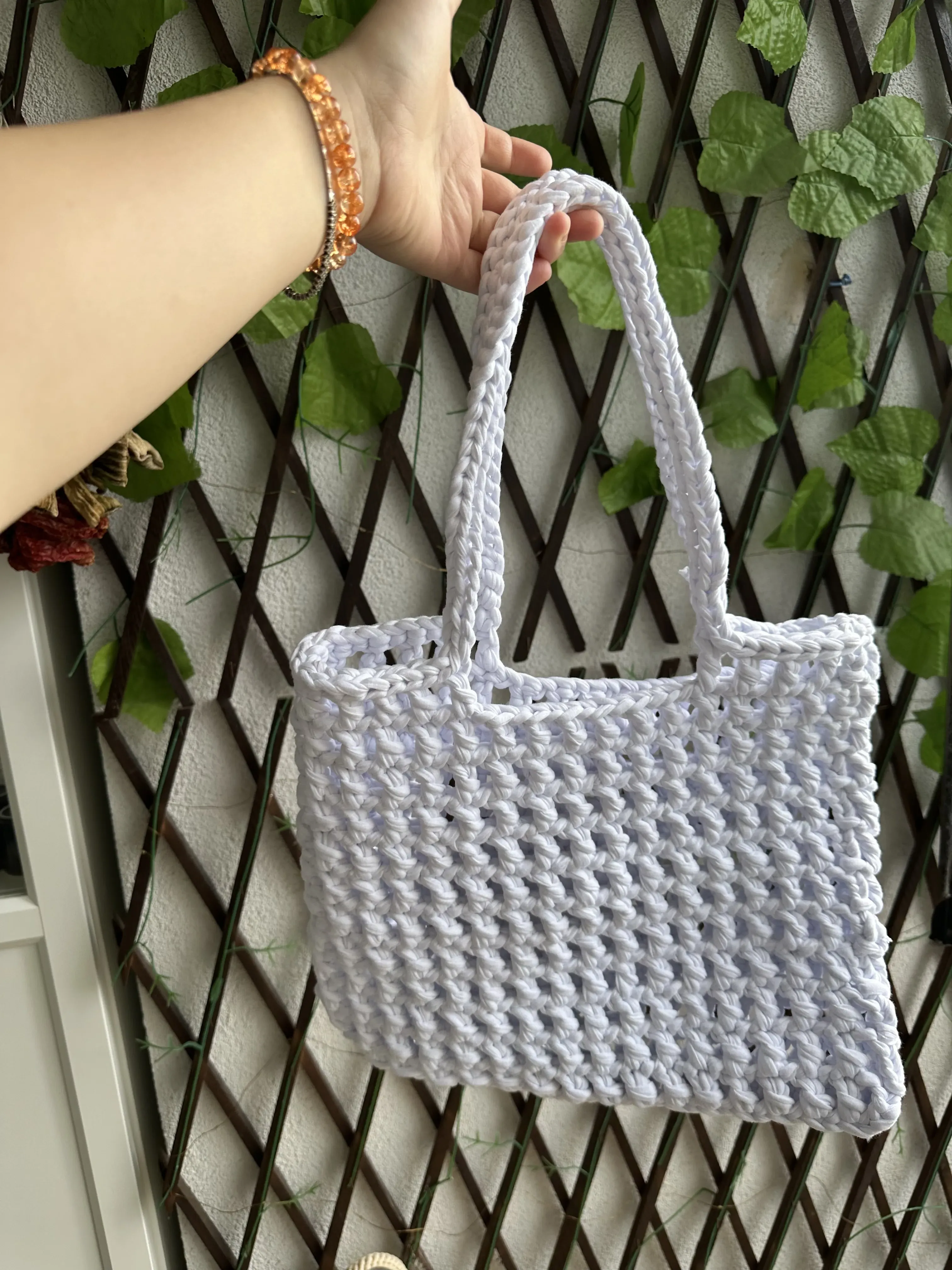 Beyaz Veronika Örgü Çanta - Penye İpten El Emeği