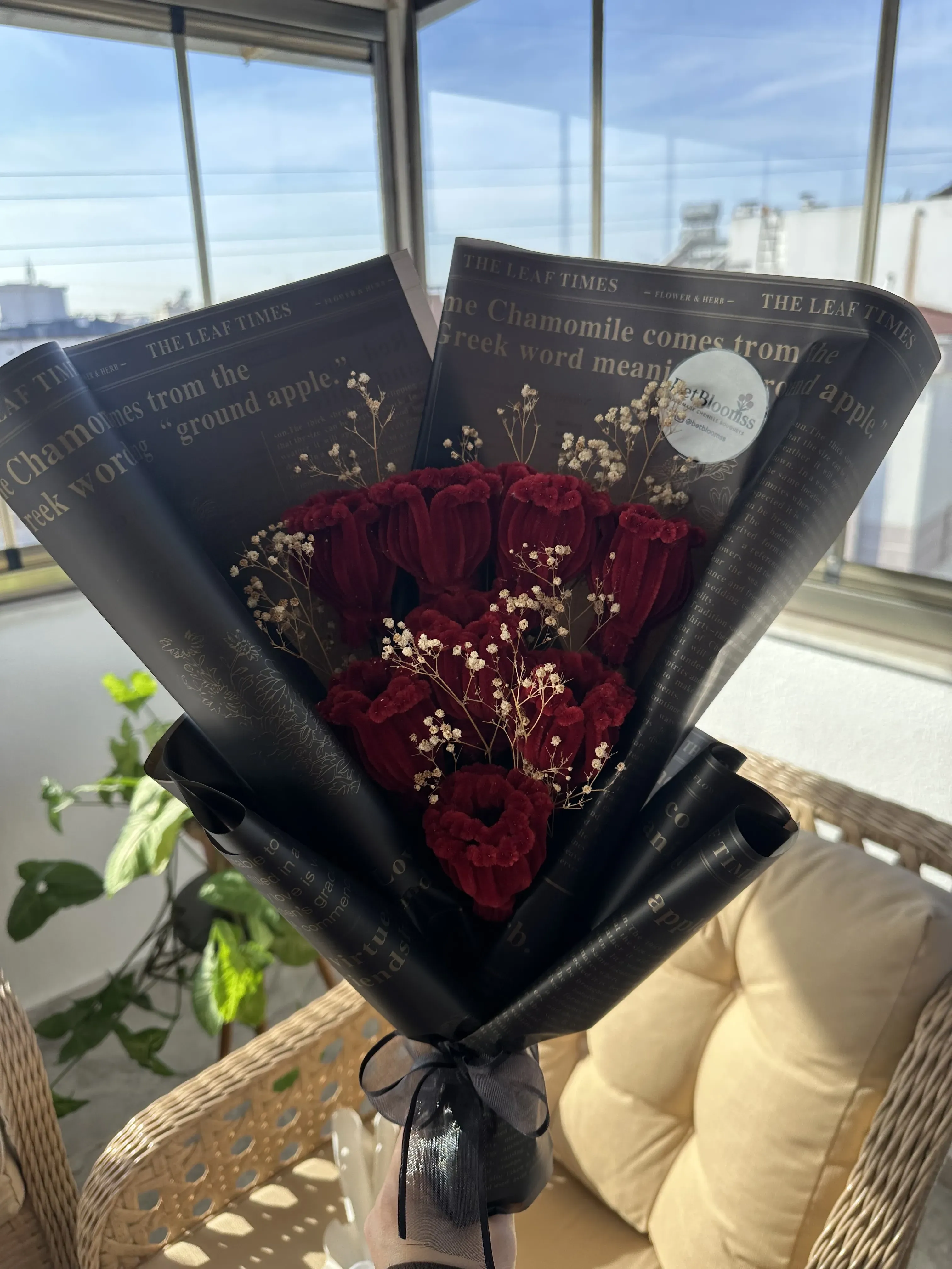 8'li Şönil Kırmızı Gül Buketi - El Emeği Özel Tasarım