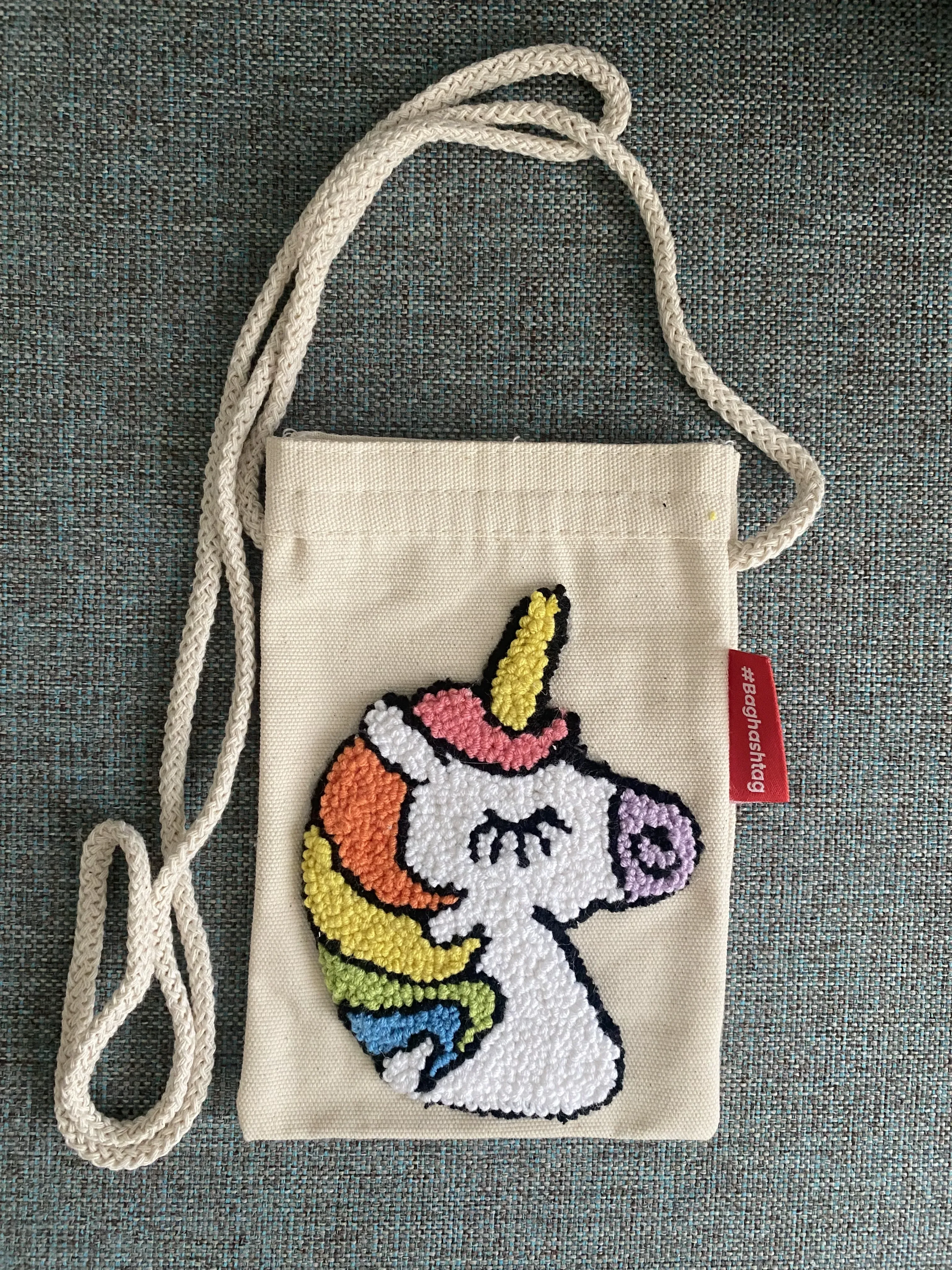 Kanvas Kumaş Unicorn Punch Nakışlı Telefon Çantası - El Emeği