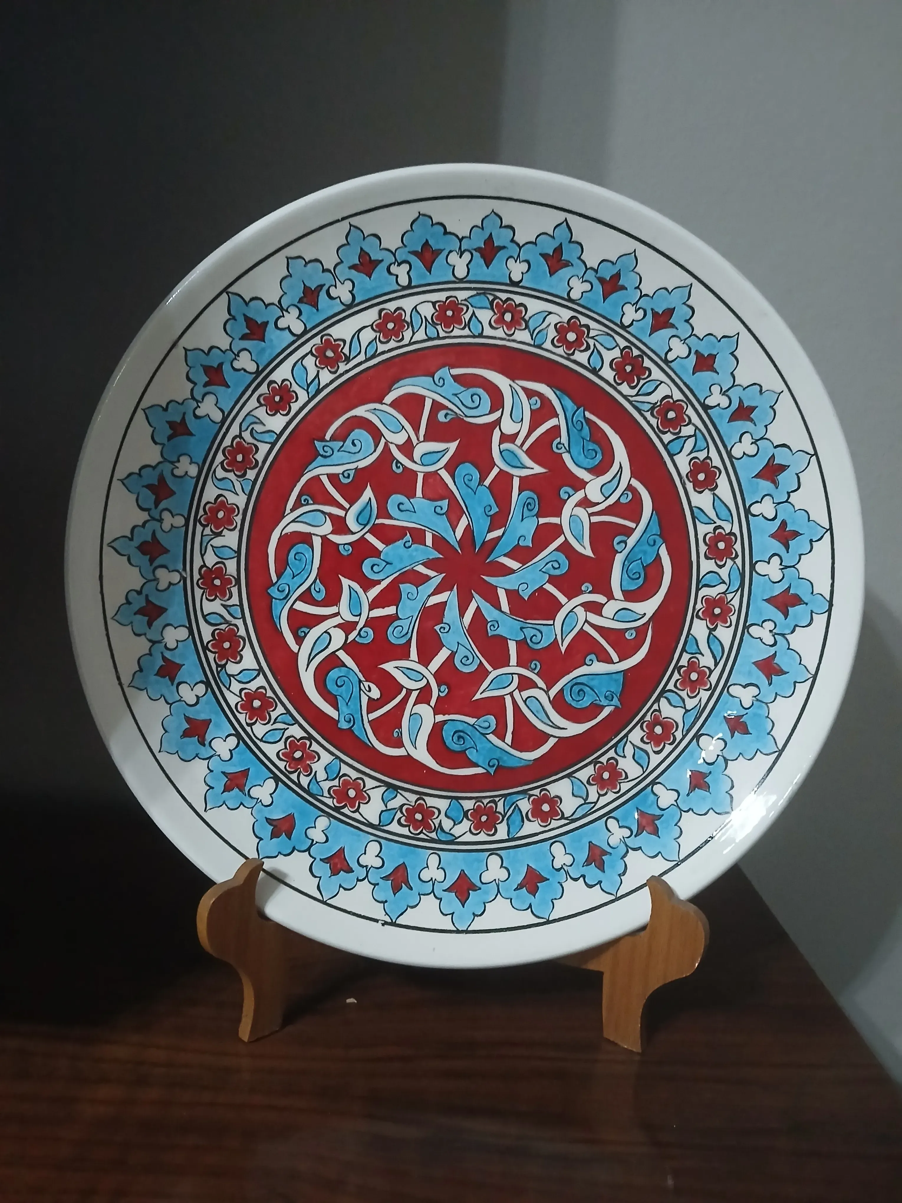 Handmade Tile Plate with Ottoman Motif