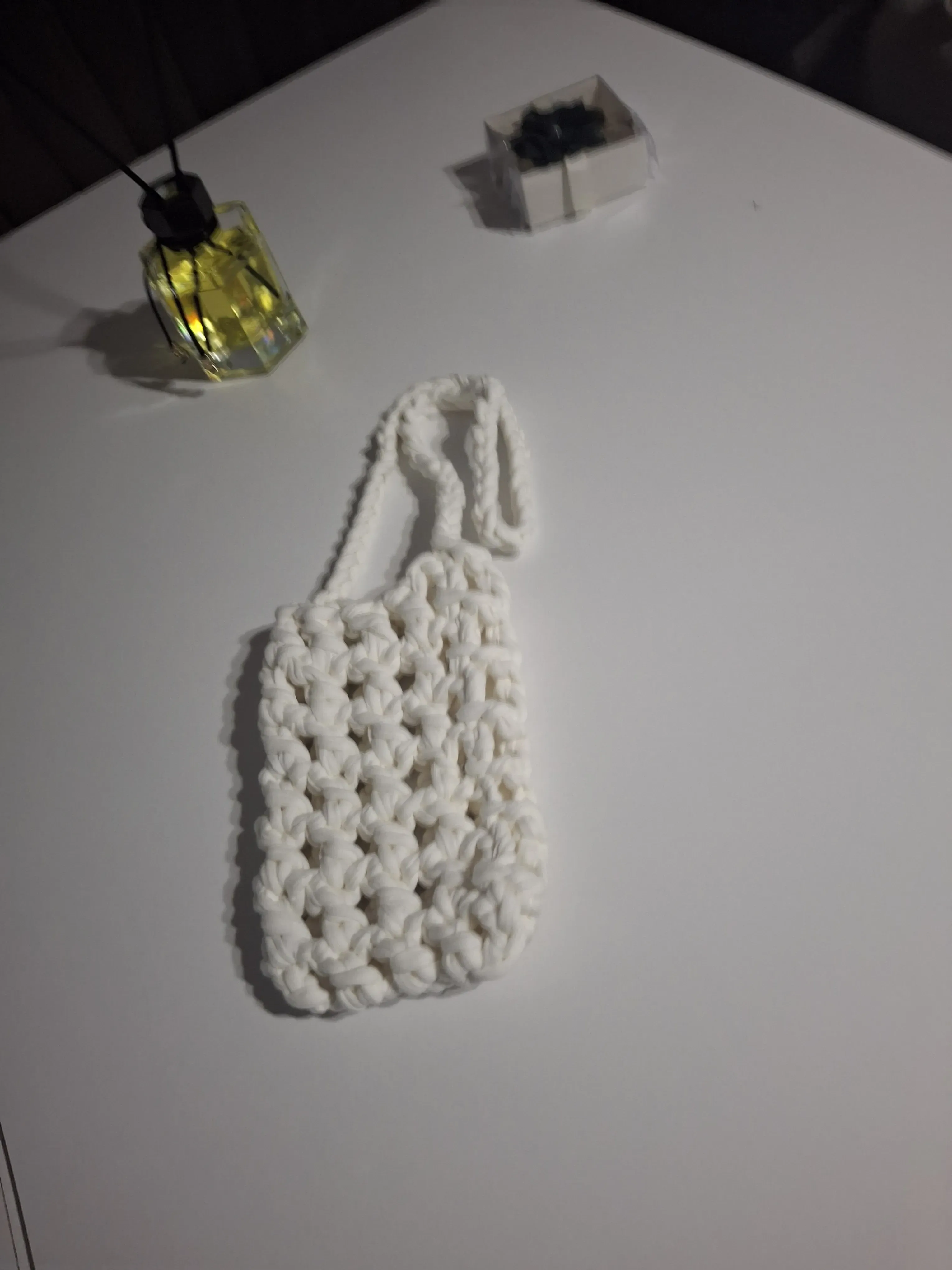 Ekru Renk Örgü Telefon Kılıfı - Penye İpten El Yapımı Telefon Çantası