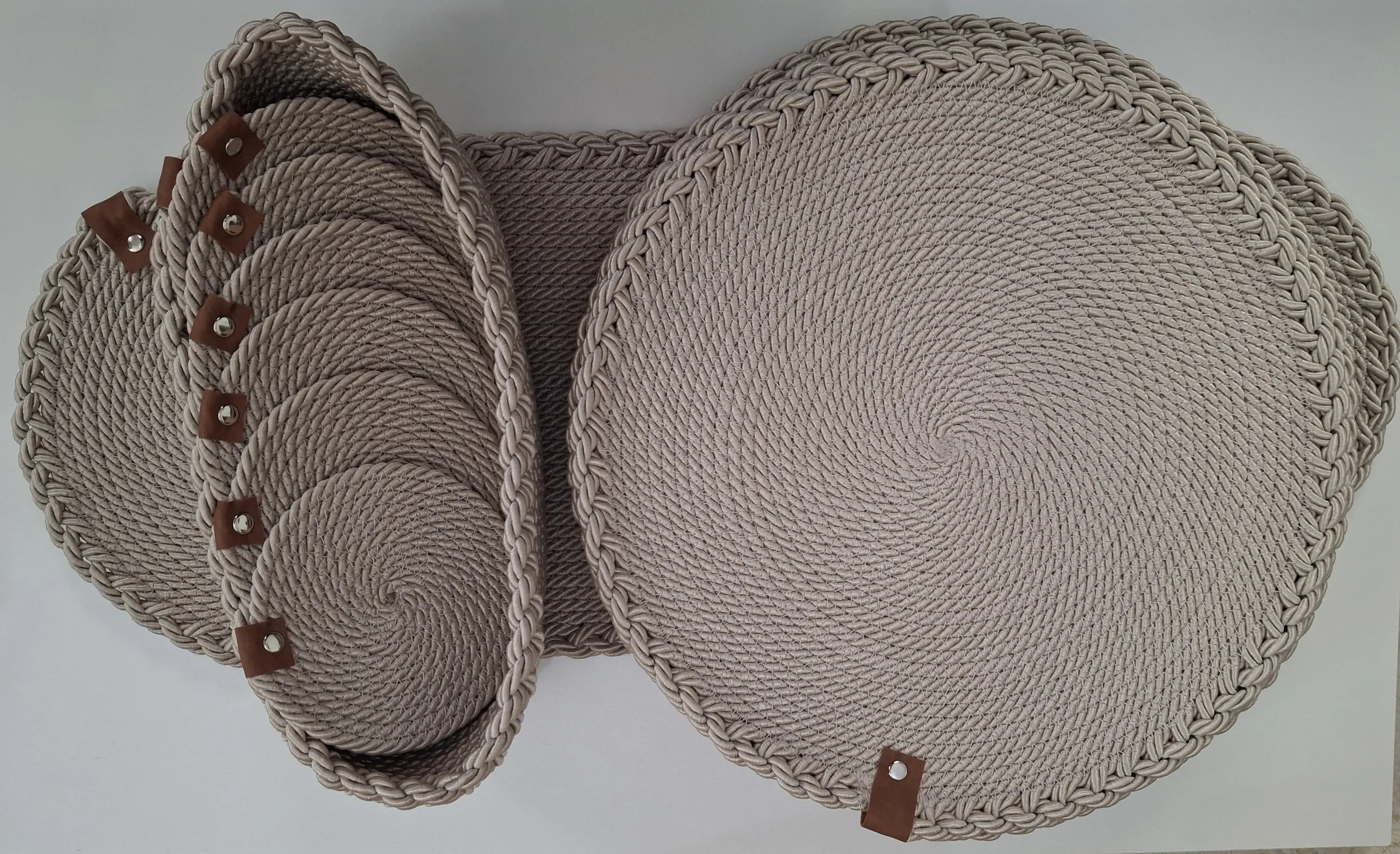 Krem Rengi Polyester İpten Örme Supla Takımı - 14 Parça