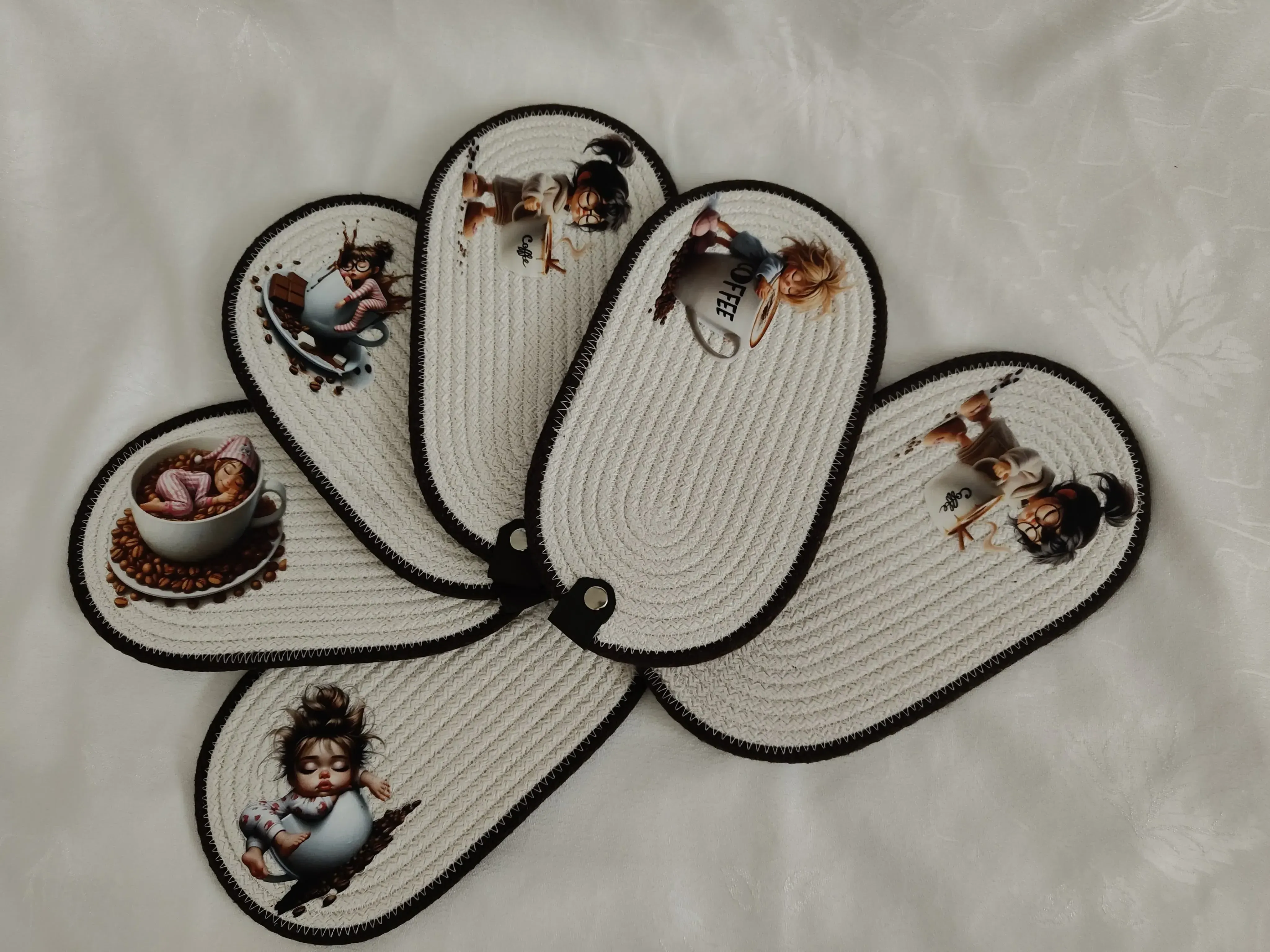 Baskılı Kahve sunumluğu