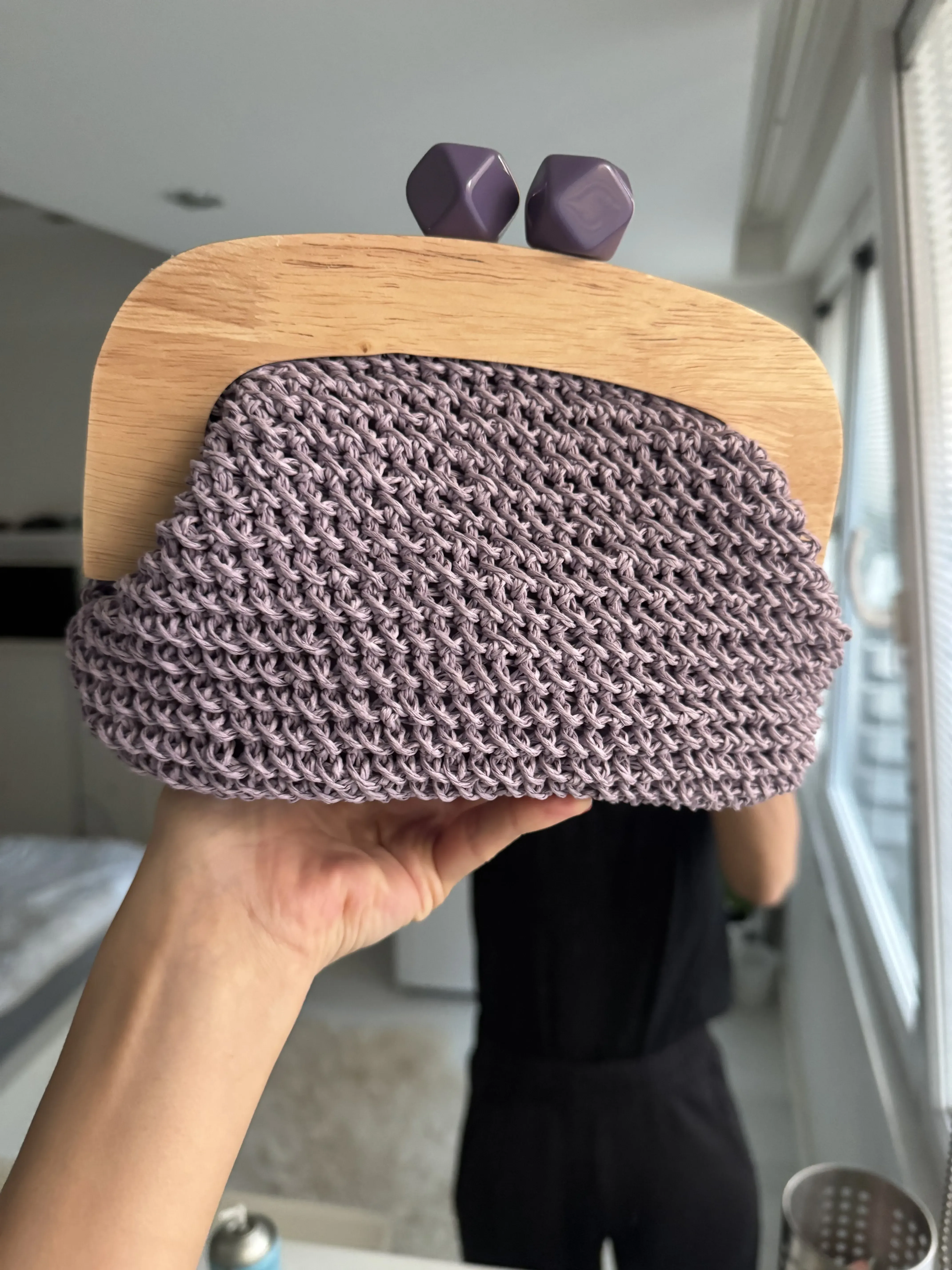 Lila Renkli Ahşap Detaylı Kağıt İp Örgü Çanta - El Emeği