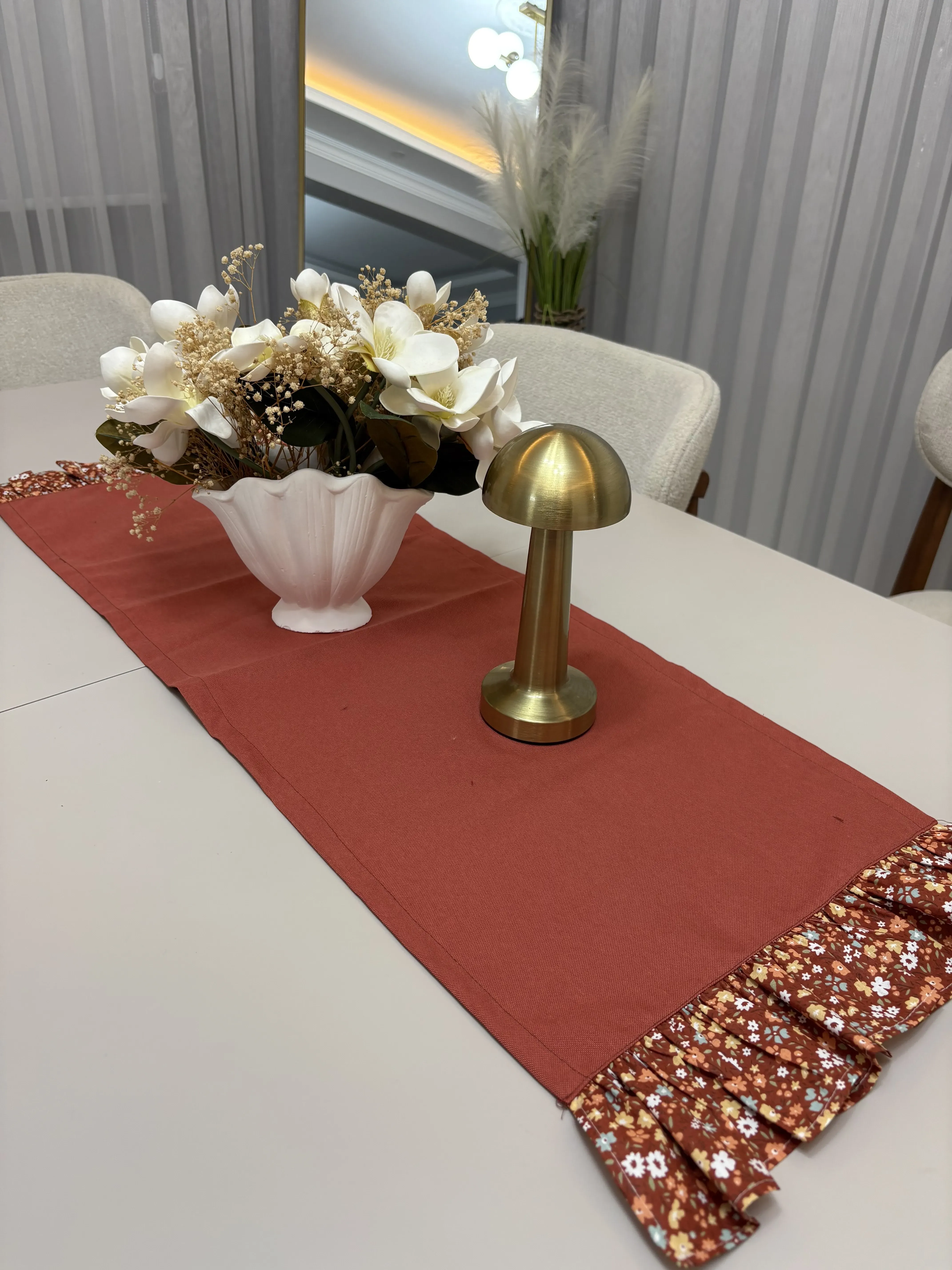 Terra Cotta Renkli Fırfırlı Desenli Duck Kumaş Runner 40x110 cm