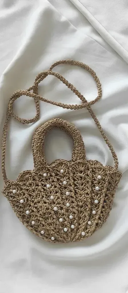 El Örgüsü İncili Midye Çanta - Hasır Görünümlü Şık Tasarım