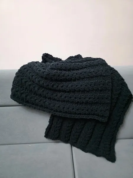 50×180 Puffy Shoulder Shawl