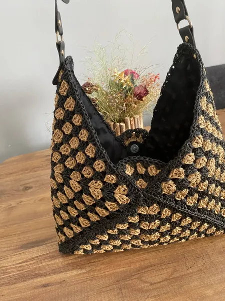 Üçgen Model Dedenli Renkli Hasır Yazlık Omuz Çantası