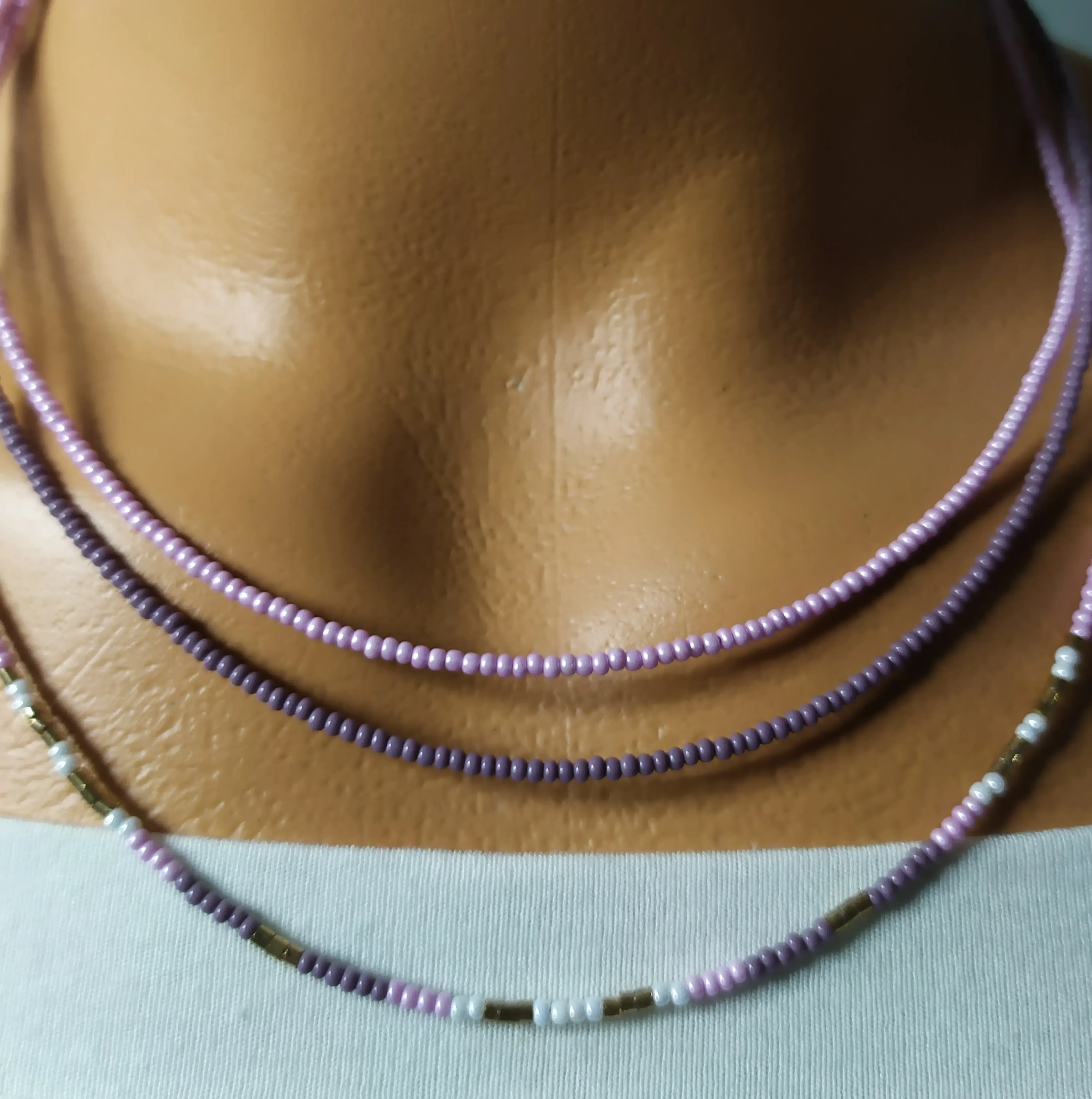 Boncuklu Üçlü Kolye Seti - Lila ve Mor Tonlarında Sümbül Tasarımı