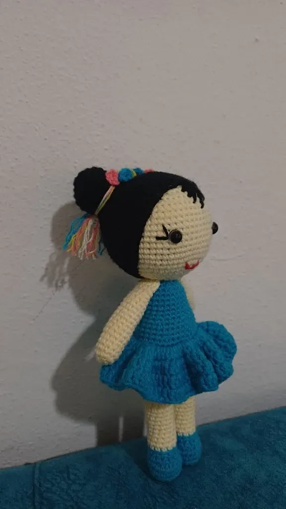 Mavi El Örgüsü Amigurumi Bebek - 20 cm Boyunda Koton İpten