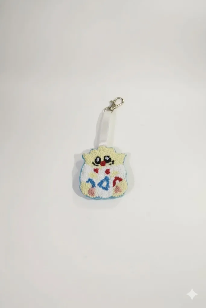 Yumurta Figürlü Punch Nakışı Anahtarlık - El Yapımı Hediye