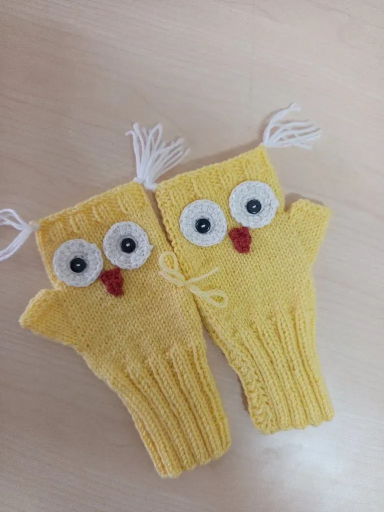 Sarı Baykuş Figürlü Örgü Parmaksız Eldiven - El Emeği