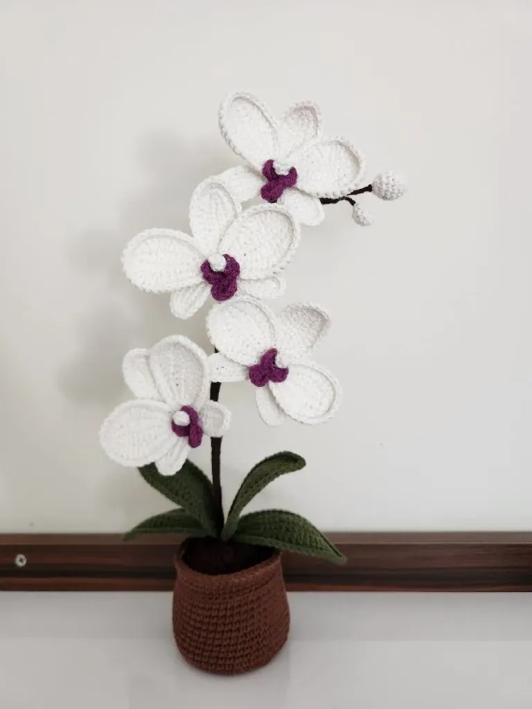 Beyaz 4 Çiçekli Örgü Orkide - El Yapımı Dekoratif Solmayan Çiçek
