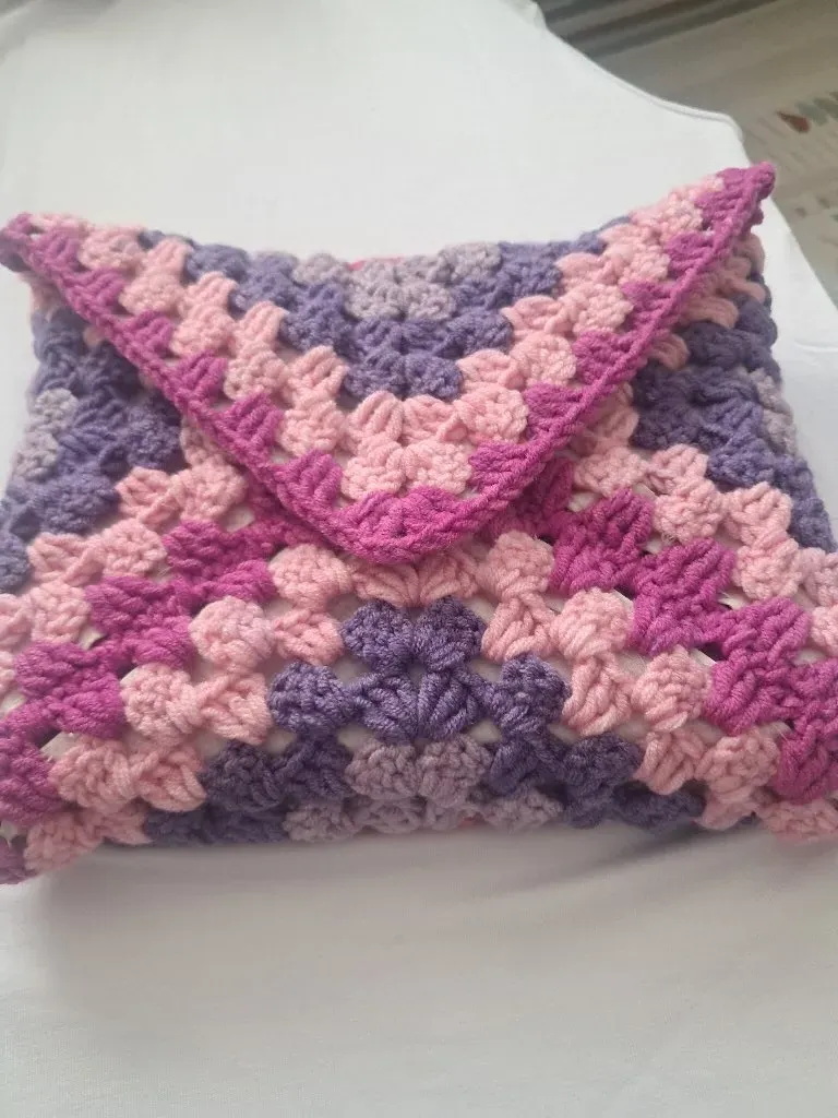 Örgü Kitap Kılıfı - Pembe ve Mor Tonlarda, Kişiye Özel - El Emeği