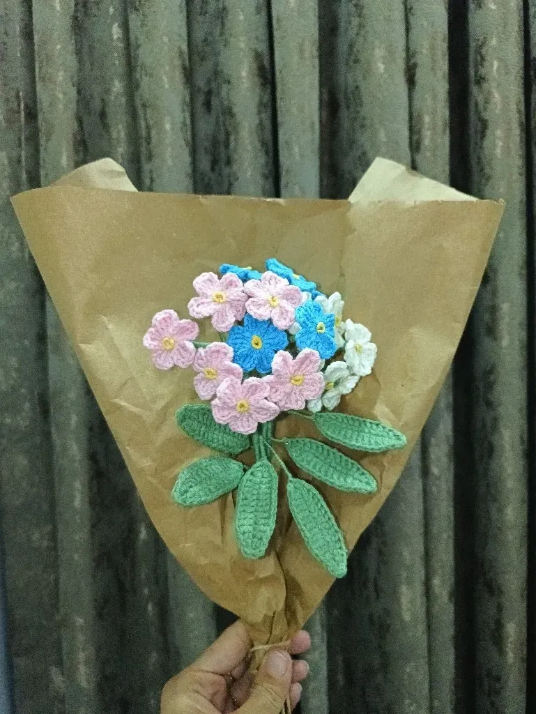 Renkli Örgü Çiçek Buketi - Unutma Beni Çiçekleri - El Örgüsü