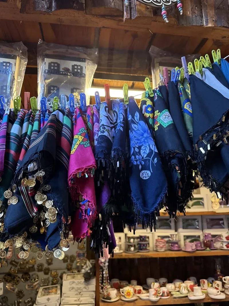 El İşlemesi Trend Olan Örtüler Hediyelik