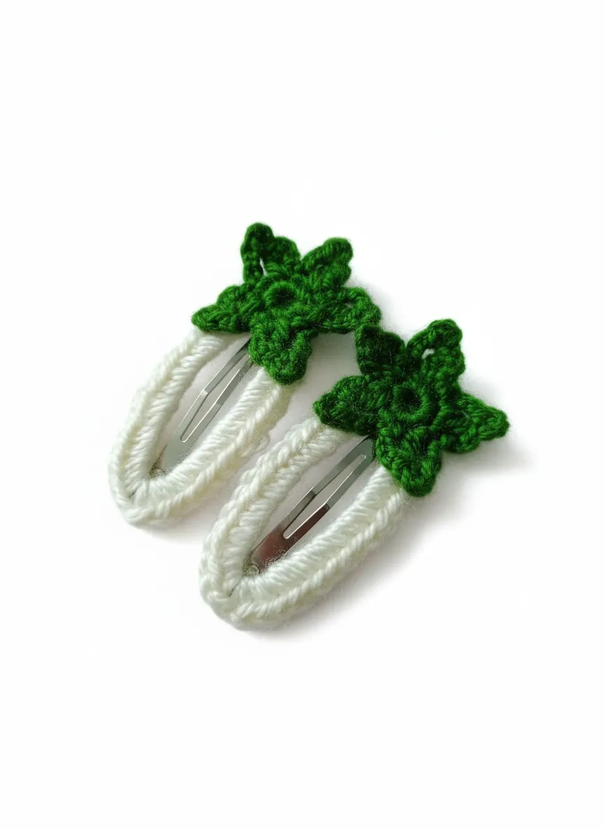 El Örgüsü Yıldızlı Toka – Yeşil ve Beyaz El Yapımı Saç Tokası